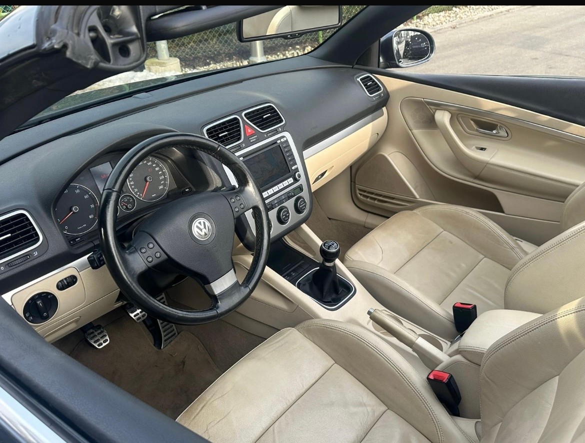 VW Eos 2.0 FSI Turbo-image-11