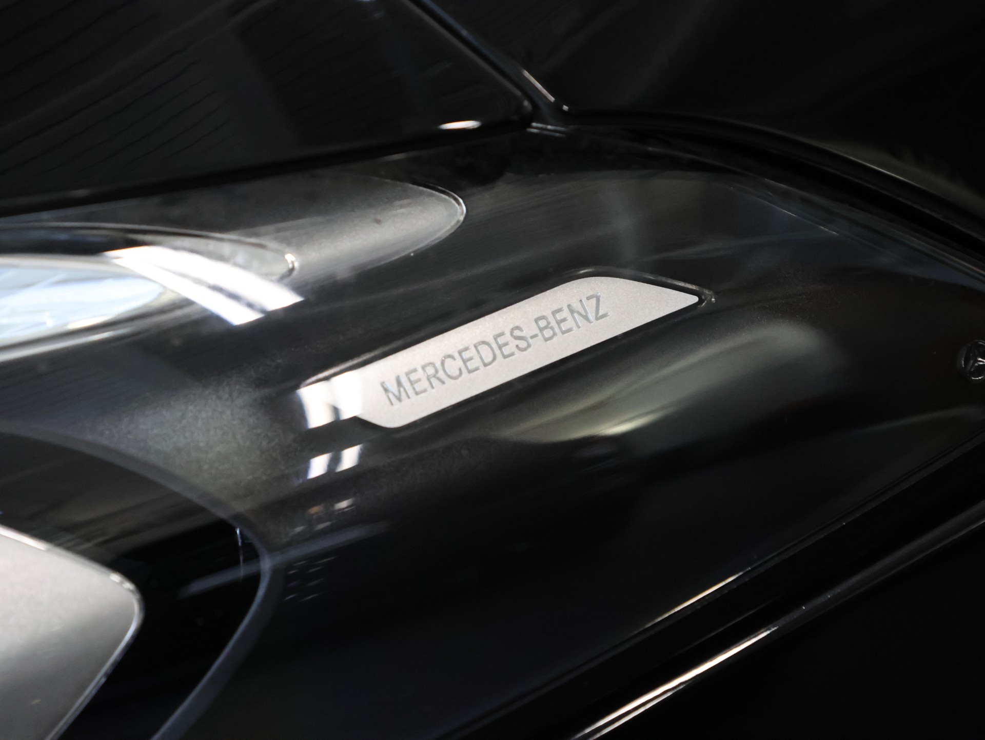 MERCEDES-BENZ A 180 d AMG Line *Rückfahrkamera* *Sitzheizung* *Command Touch*-image-9