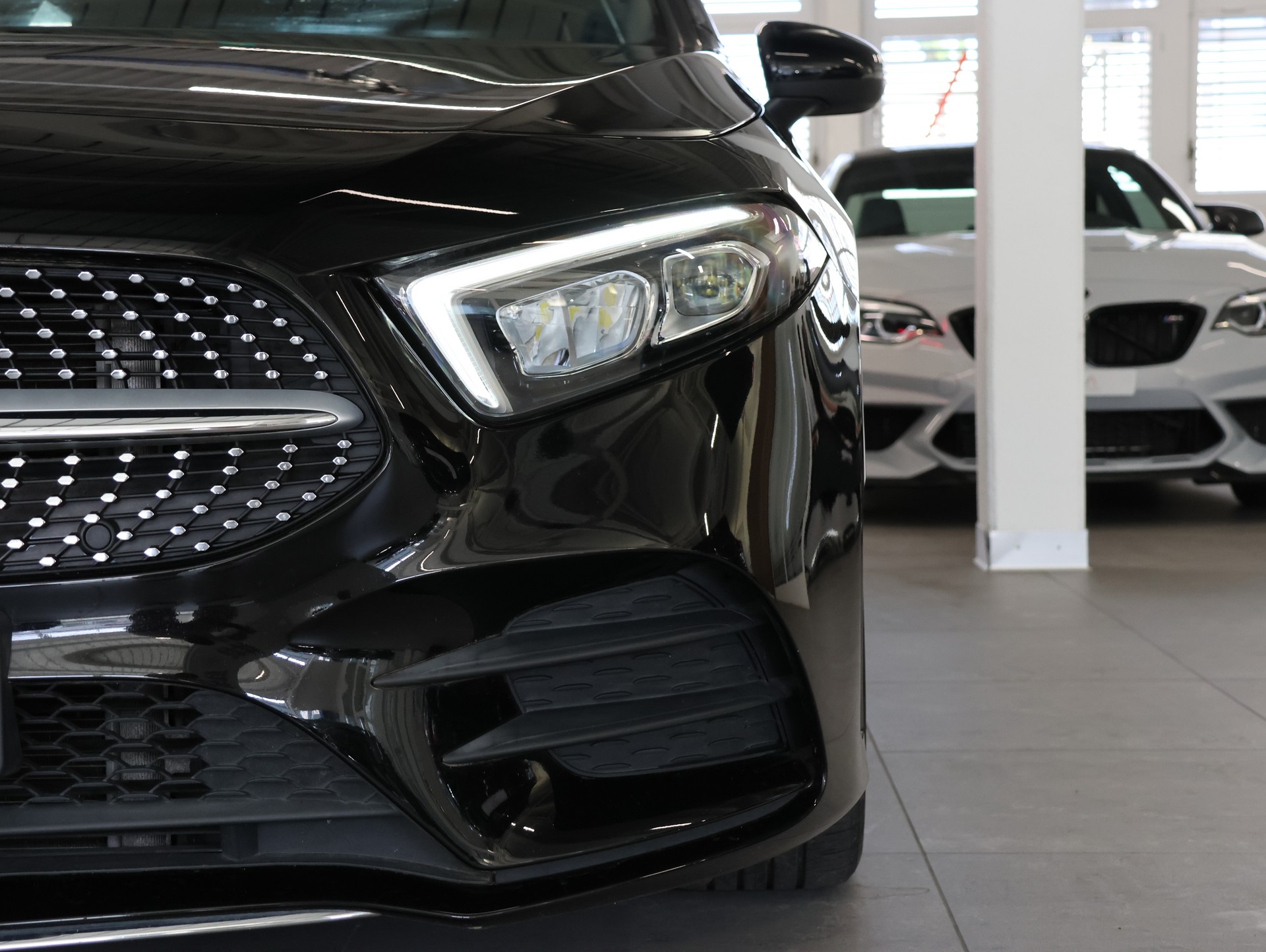 MERCEDES-BENZ A 180 d AMG Line *Rückfahrkamera* *Sitzheizung* *Command Touch*-image-7