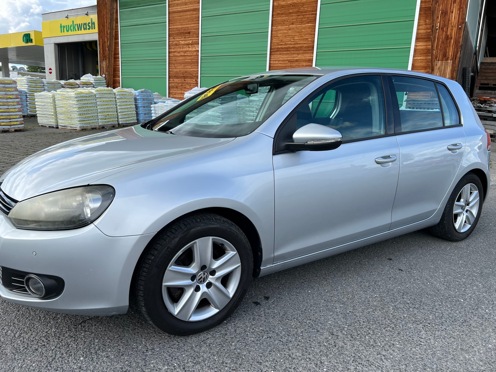 VW Golf 2.0 TDI Highline-image-1