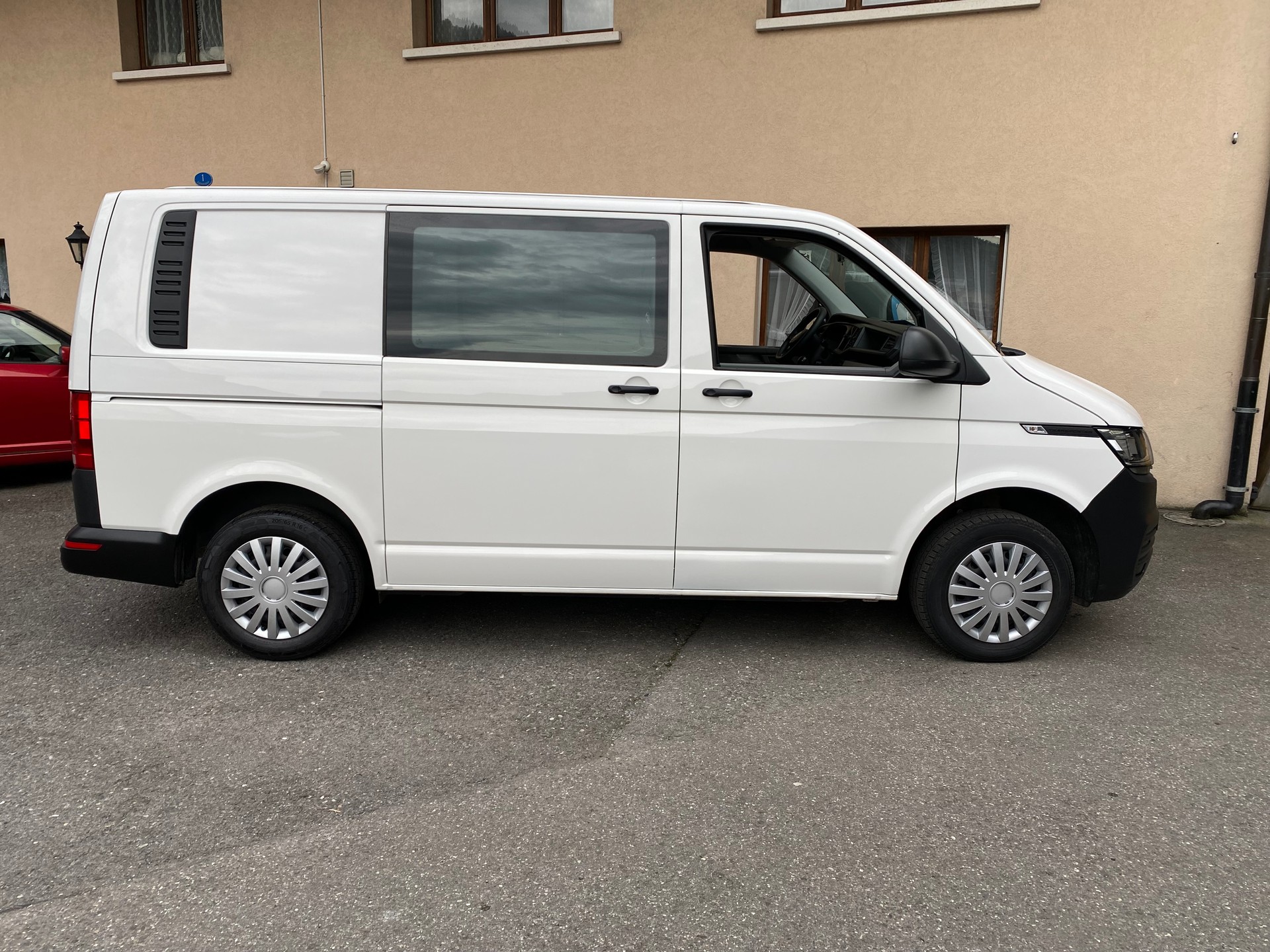 VW T6.1 2.0 TDI 4Motion-image-7
