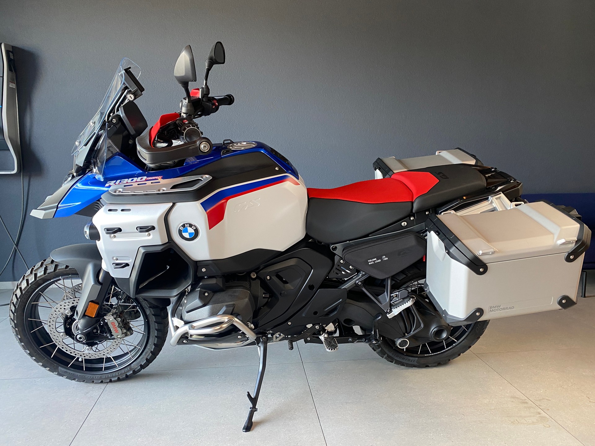 BMW R 1300 GS Adventure-image-0