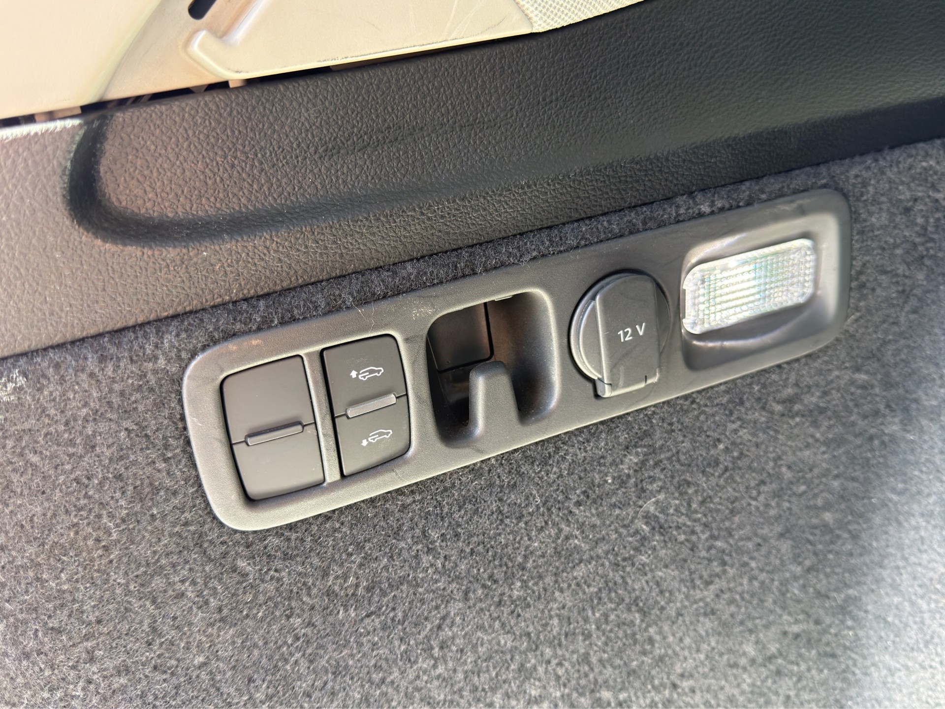 AUDI Q7 55 TFSI e quattro PHEV S line tiptronic-image-15