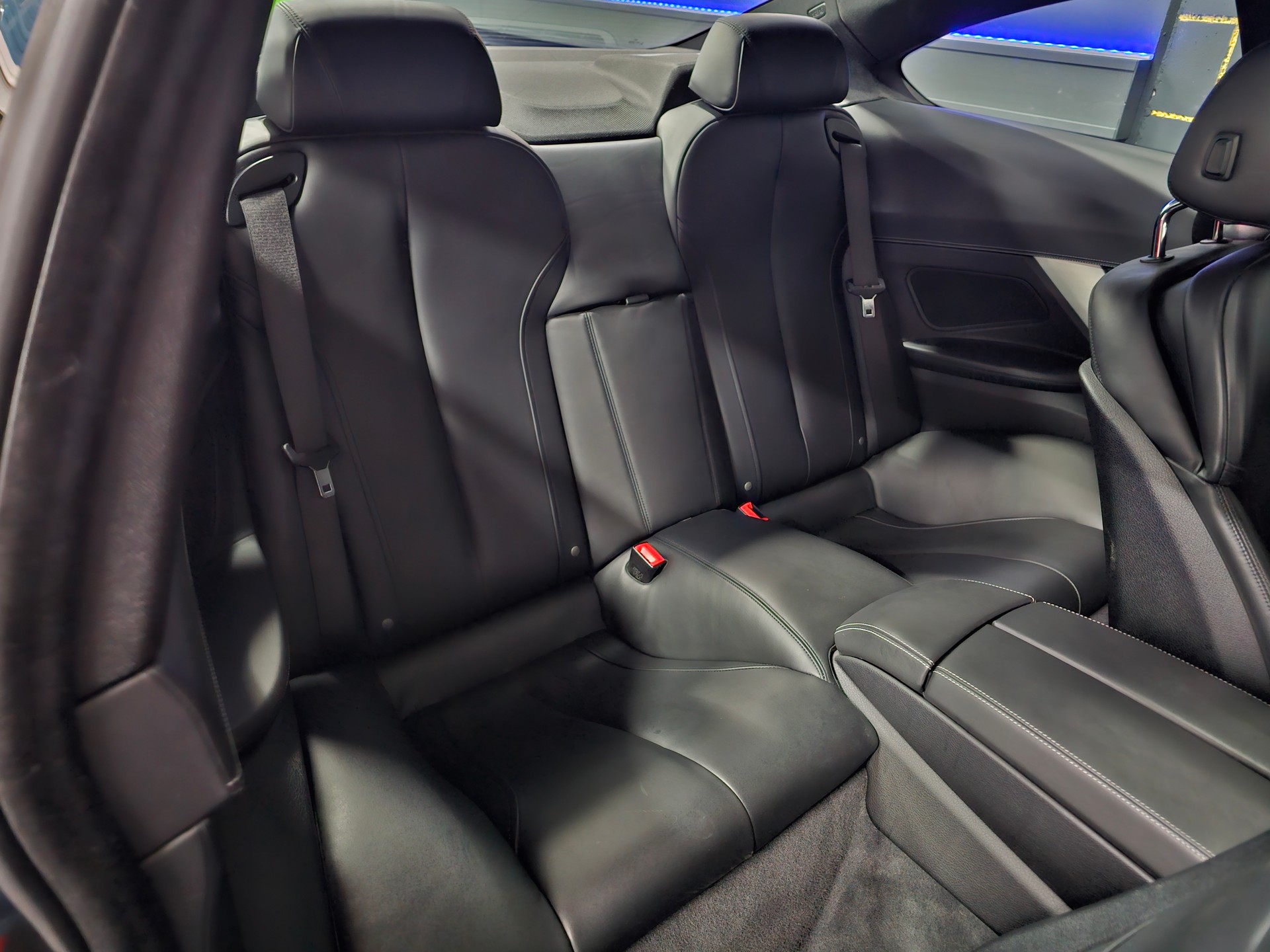 BMW 650i Coupé xDrive-image-11