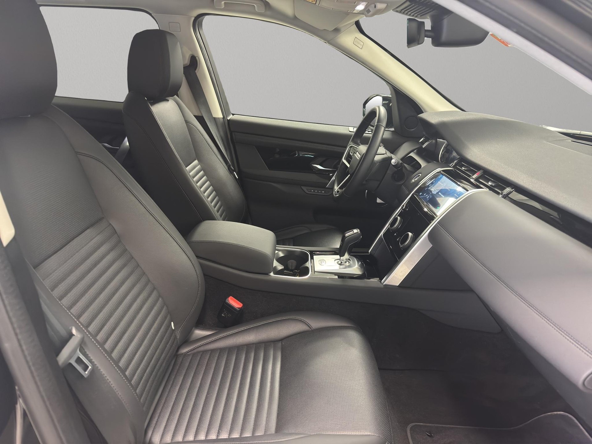 LAND ROVER Discovery Sport 2.0 SD4 200 SE-image-11