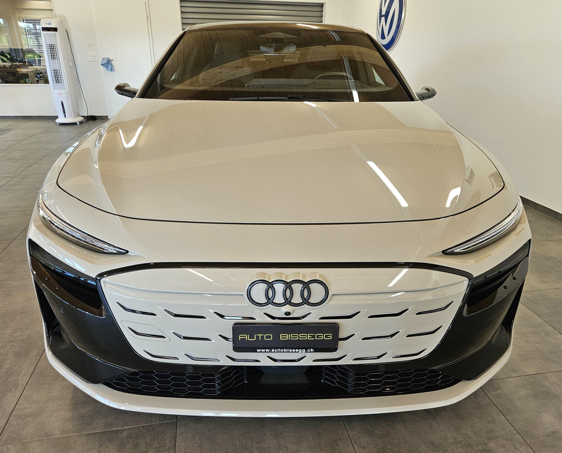AUDI A6 Sportback e-tron quattro S-Line Tech pro mit traumhafter Ausstattung!-showroom-element-1