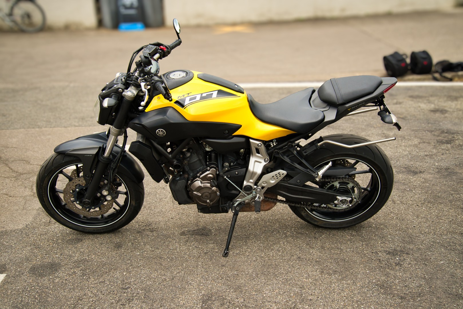 YAMAHA MT-07 ABS-image-2