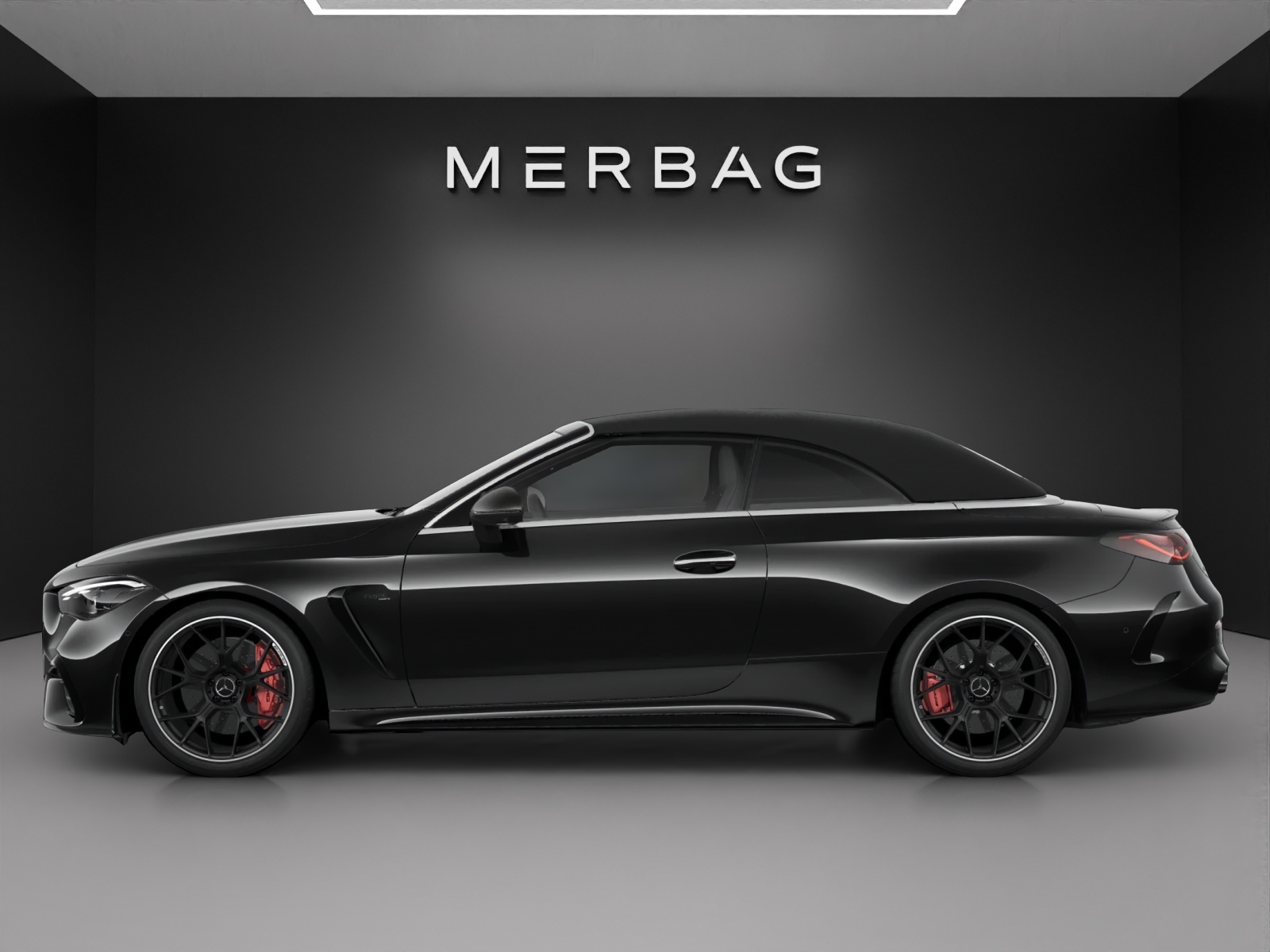 MERCEDES-BENZ CLE AMG 53 Cabrio 4Matic+ 9G-Tronic-image-5