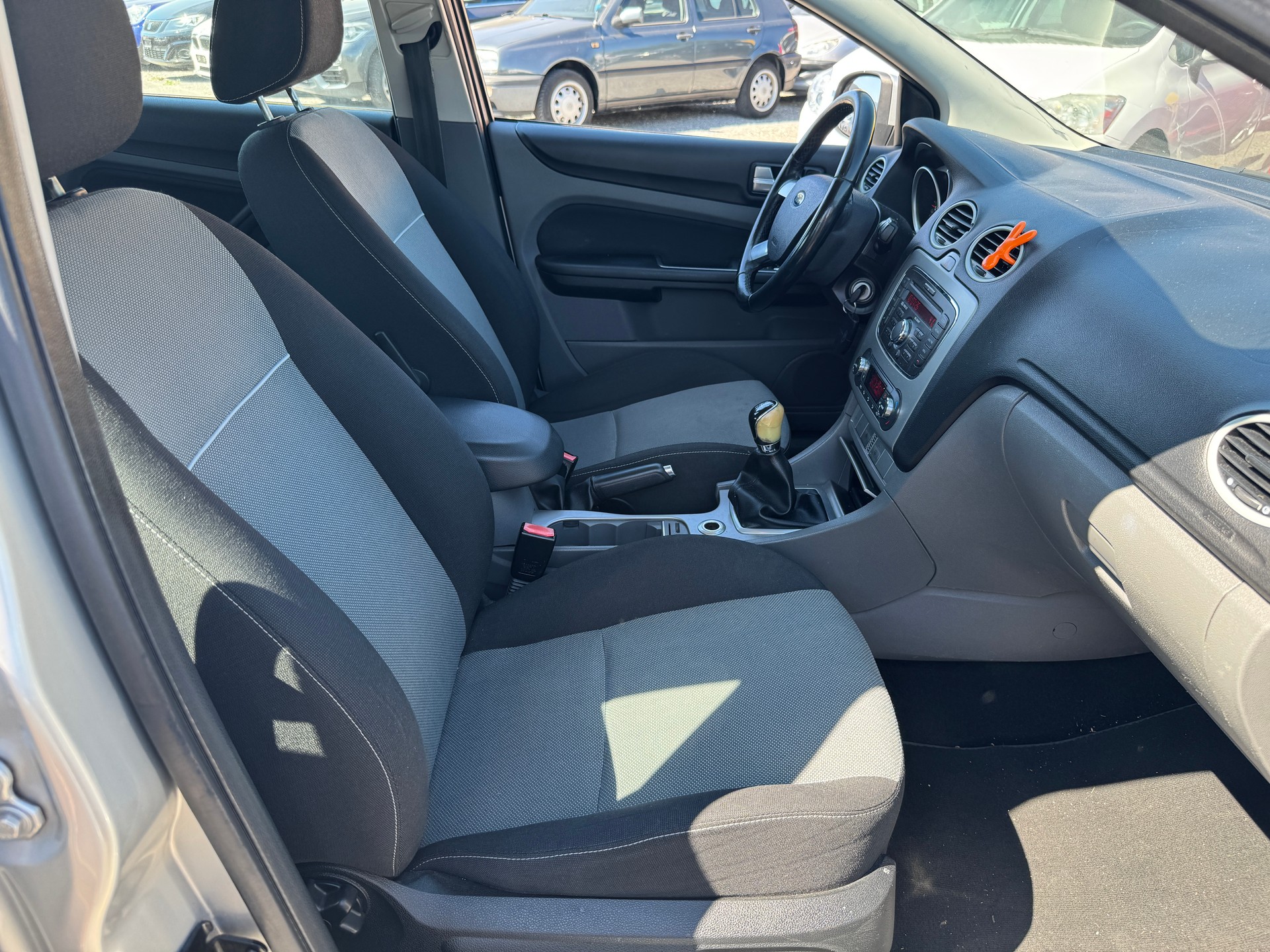 FORD Focus 1.6 TDCi Carving-image-10
