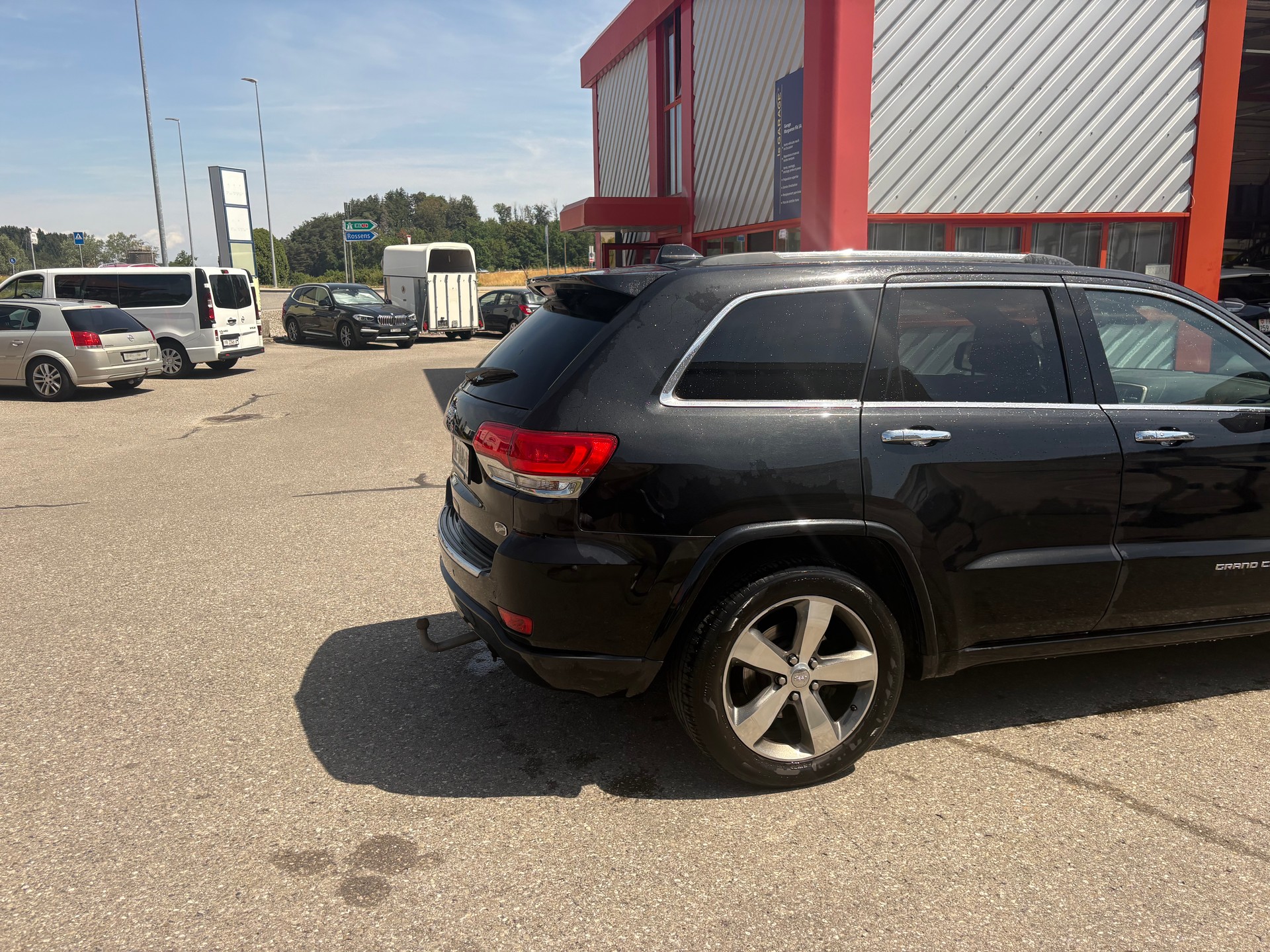 JEEP Grand Cherokee 3.0 CRD Overland Automatic-image-9
