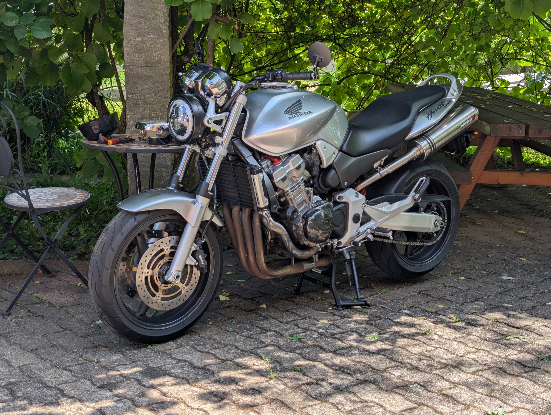 HONDA CB 900 F Hornet-image-0