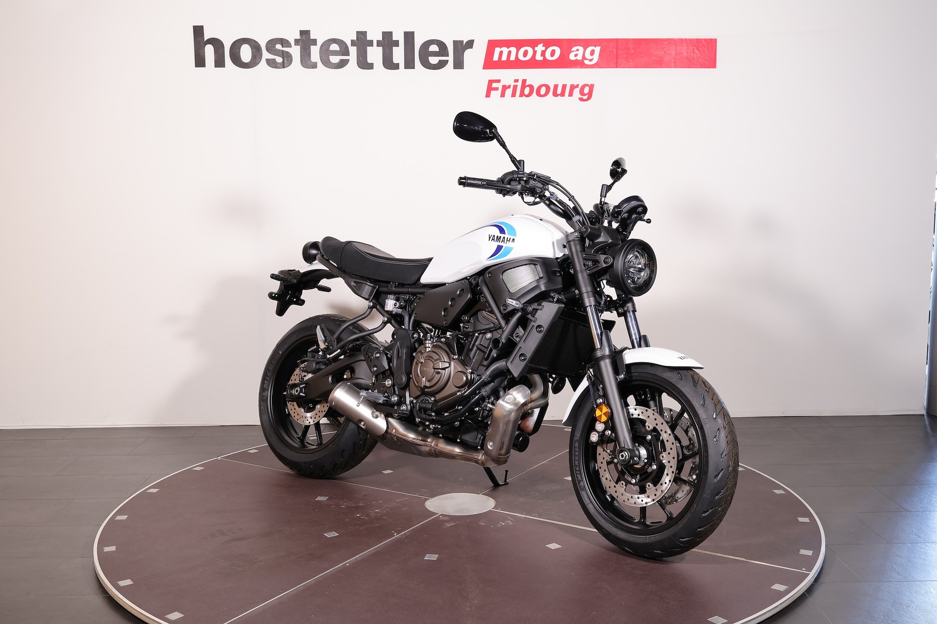 YAMAHA XSR 700-image-0
