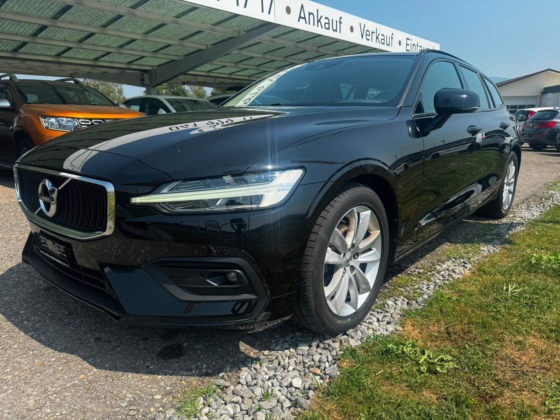 VOLVO V60 D4 Momentum Geartronic