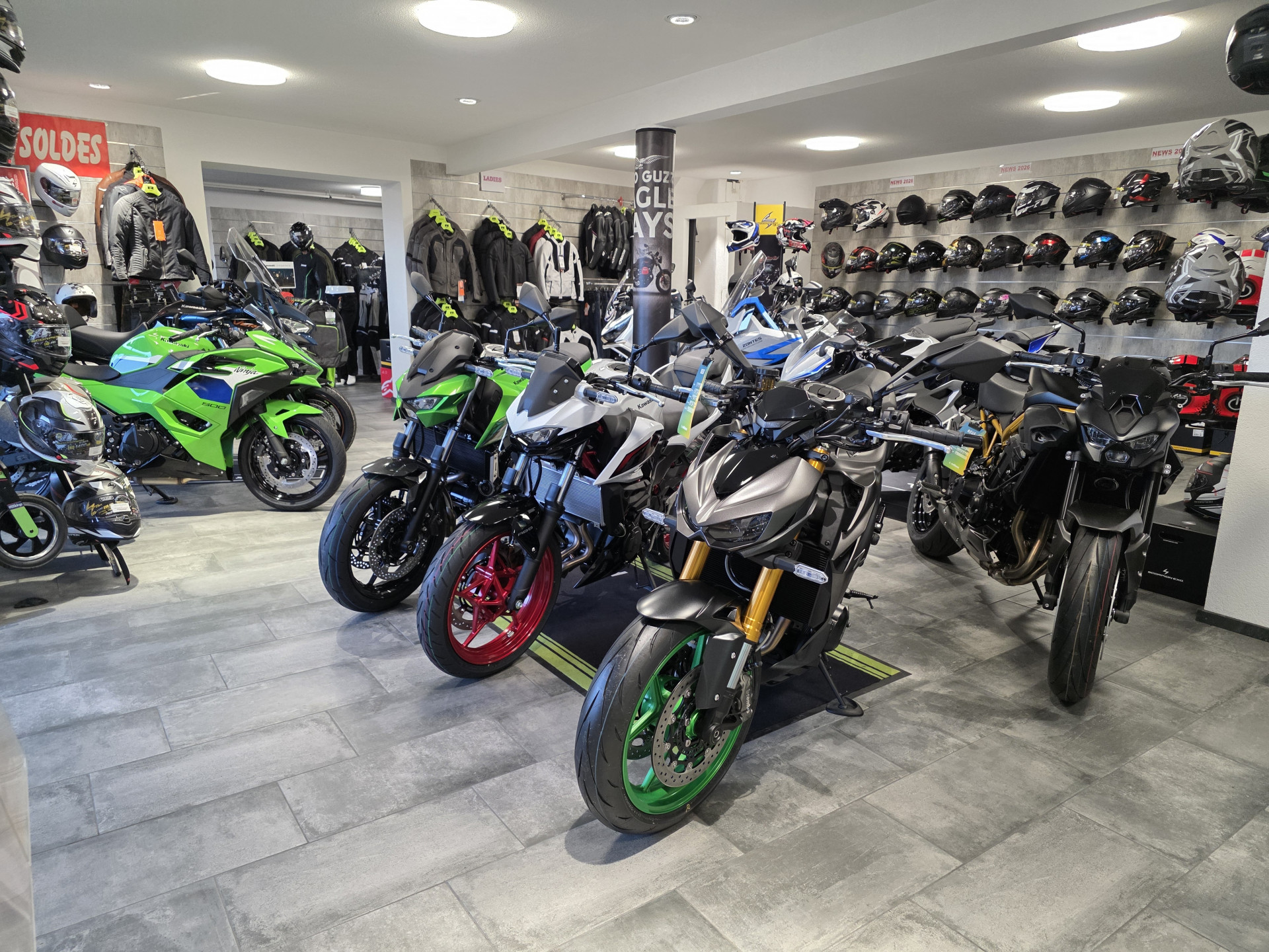 KAWASAKI Z 650 S-image-3