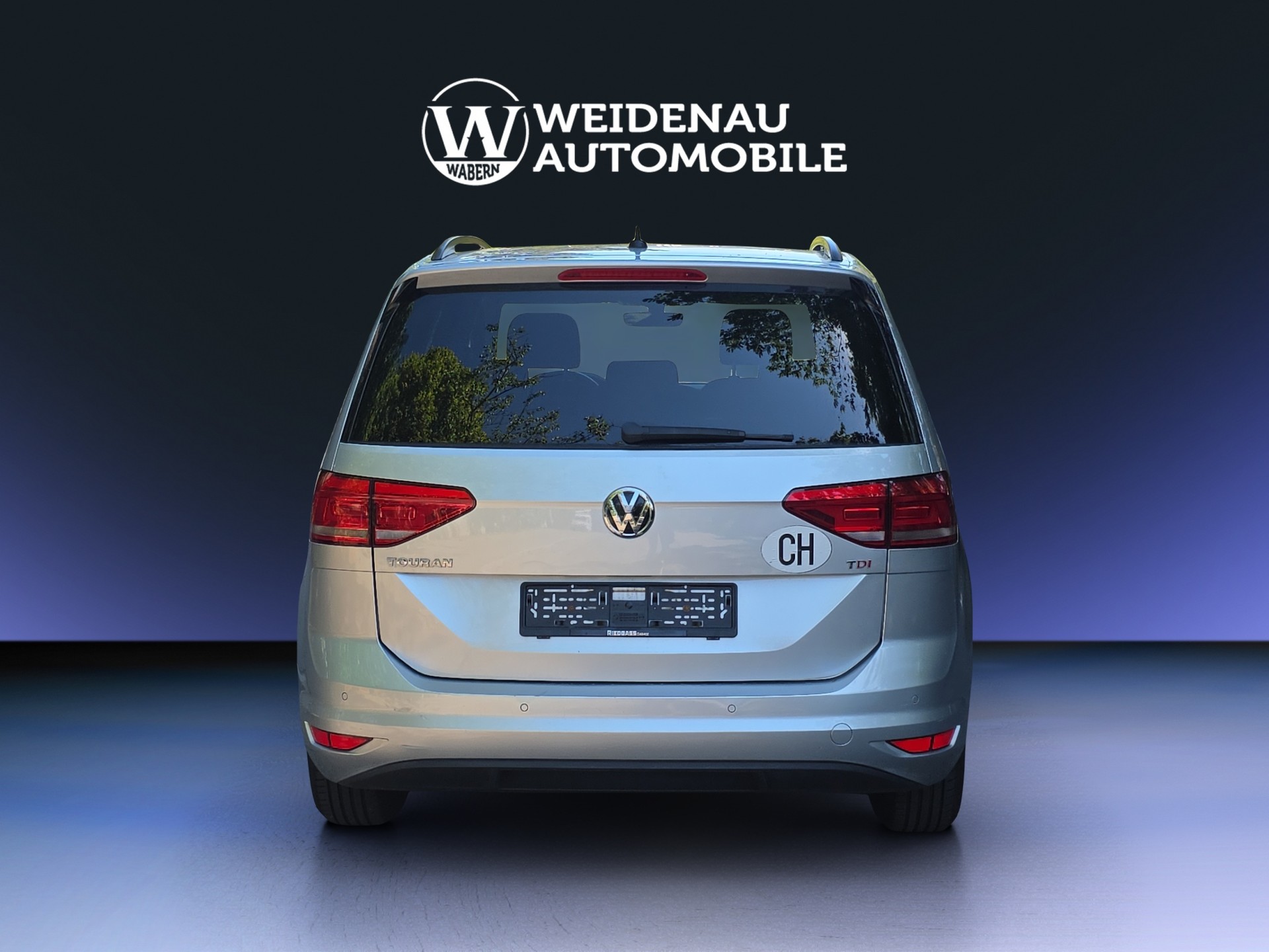 VW Touran 1.6 TDI BlueMotion Technology Trendline DSG-image-4