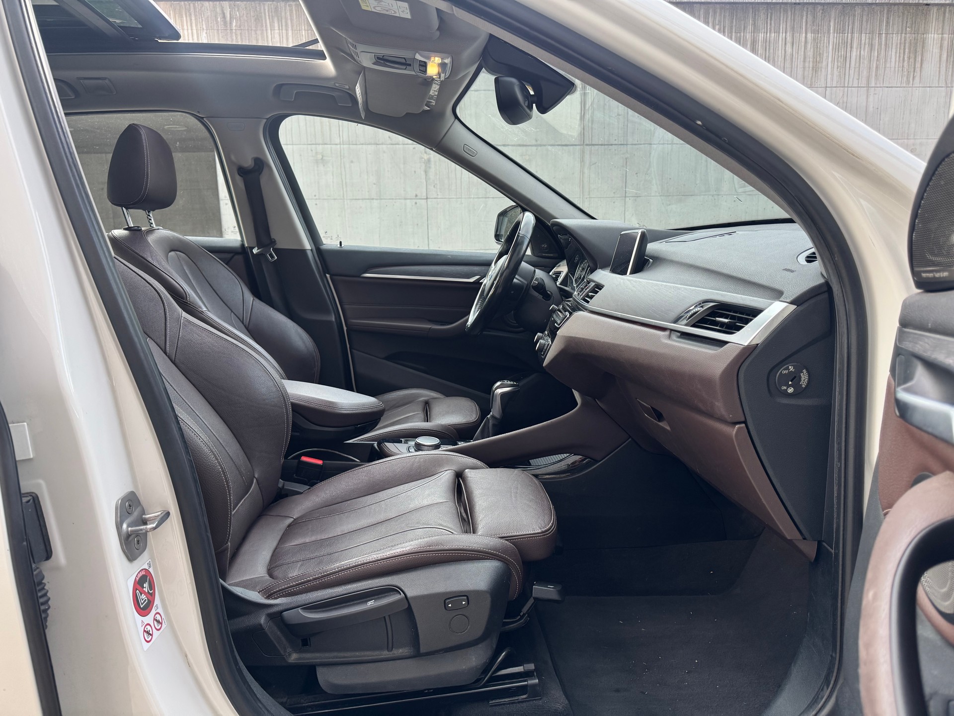 BMW X1 xDrive 20d xLine Steptronic-image-7