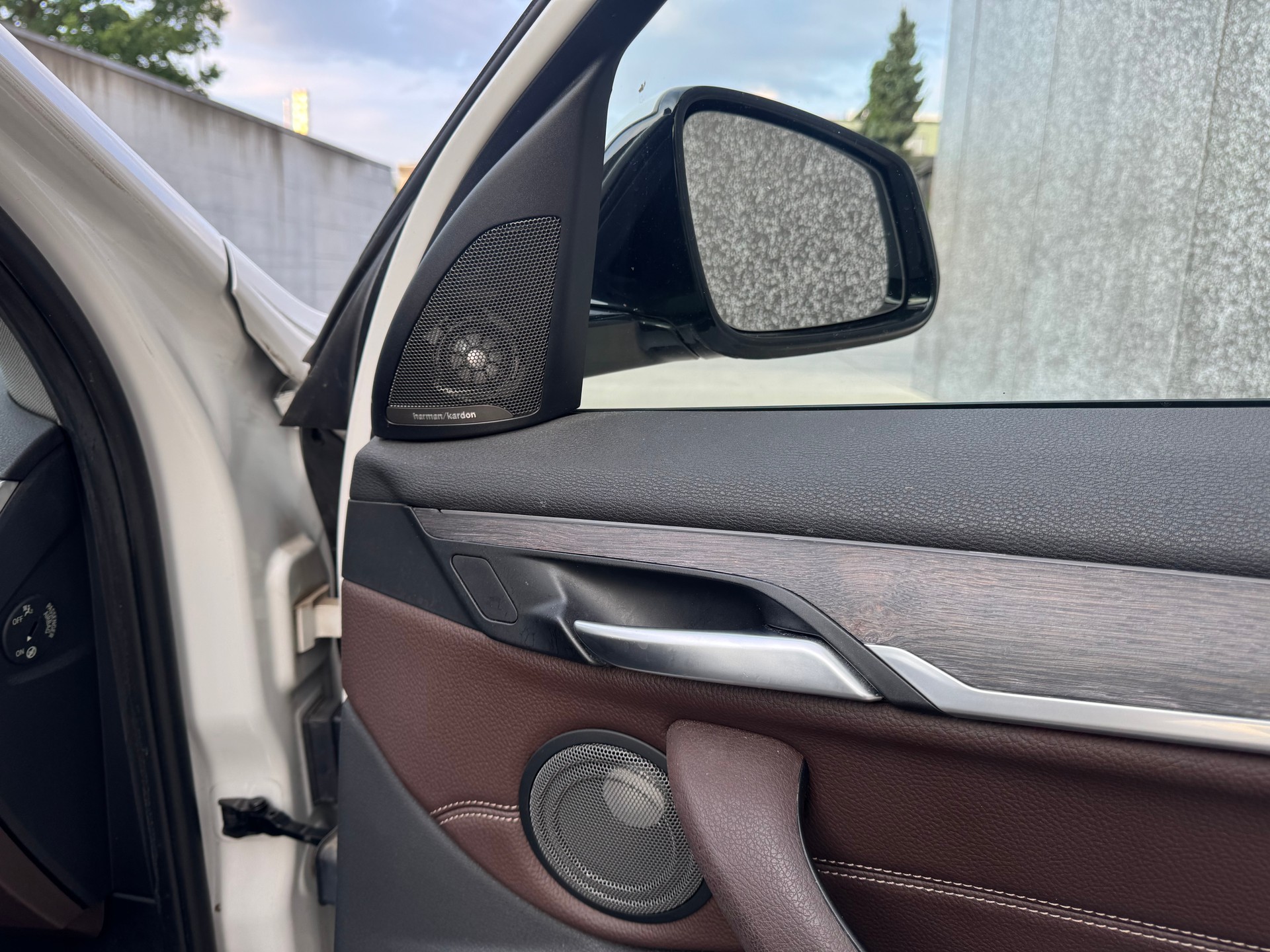 BMW X1 xDrive 20d xLine Steptronic-image-11