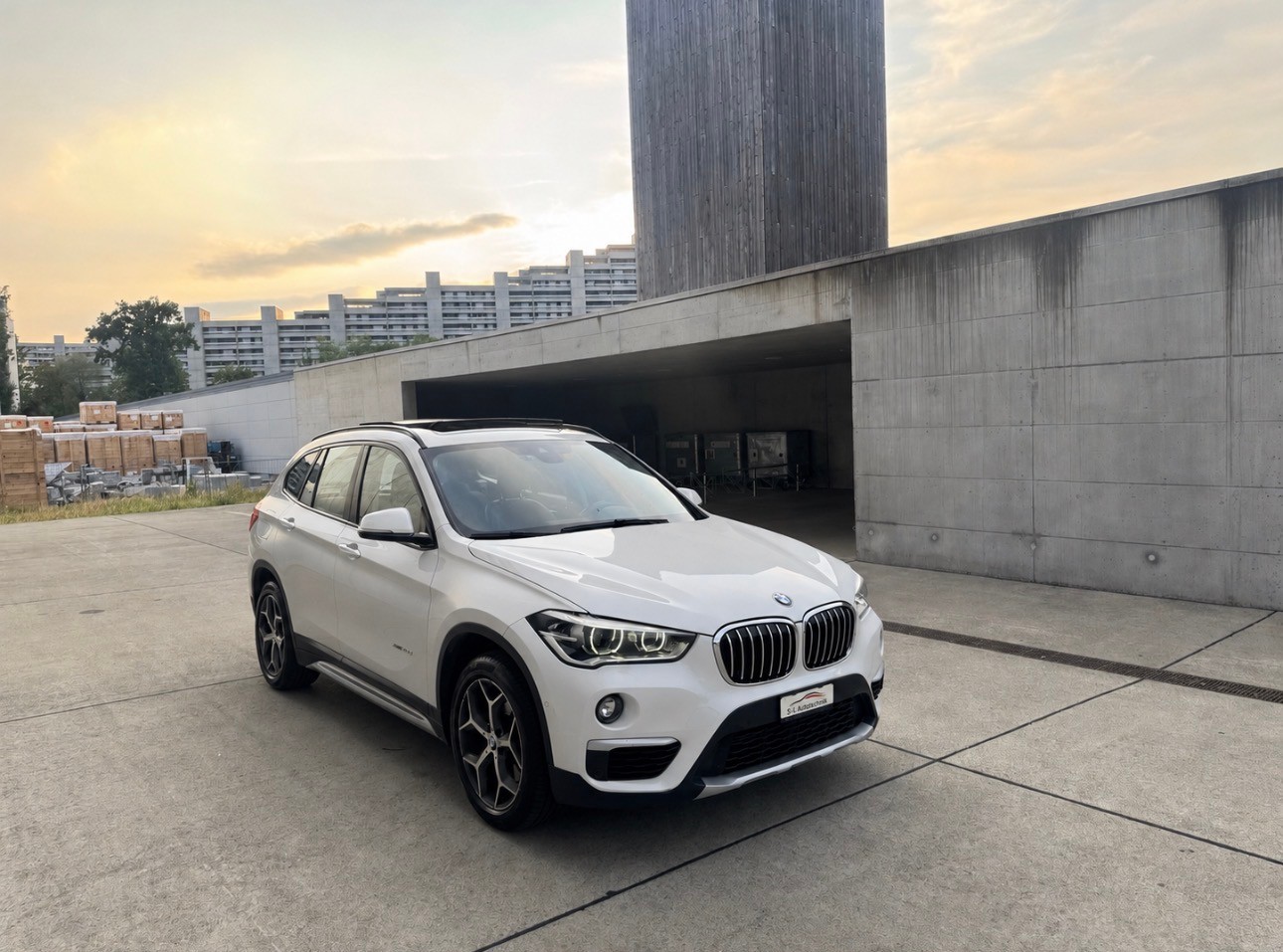 BMW X1 xDrive 20d xLine Steptronic-showroom-element-2