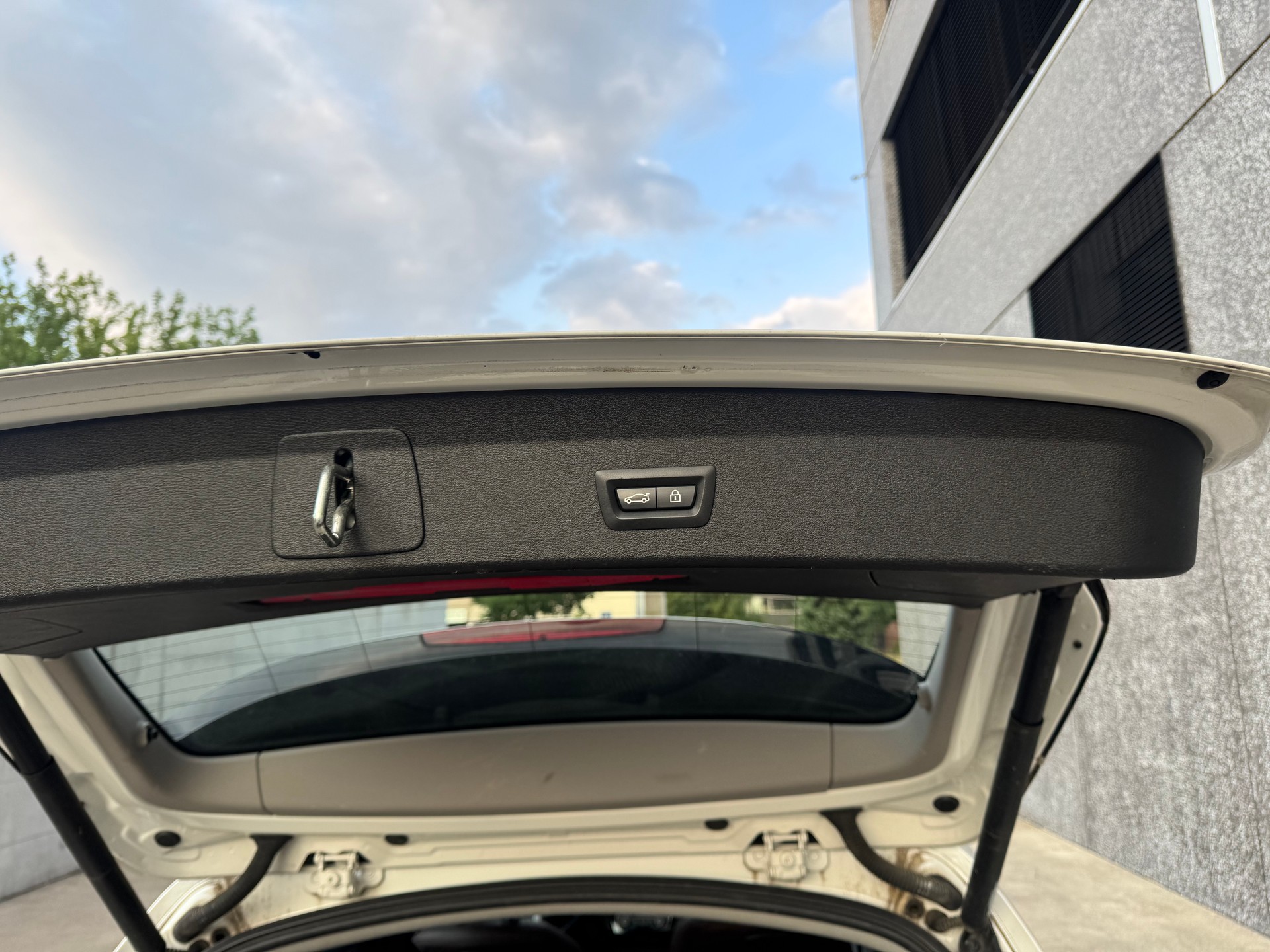 BMW X1 xDrive 20d xLine Steptronic-image-12