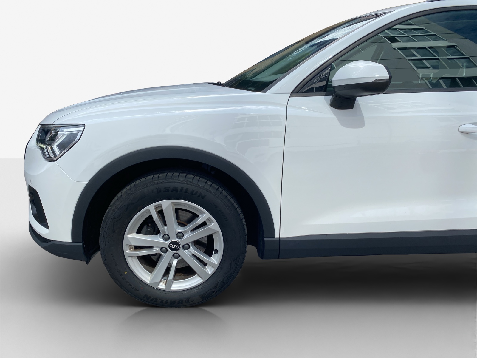 AUDI Q3 35 TDI Attraction quattro S-tronic-image-14