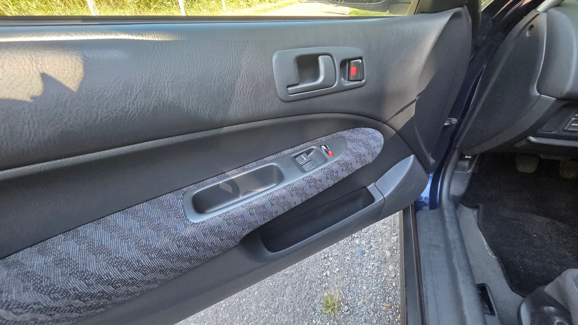 HONDA Civic Joker 1.4i Swiss 2000-image-15