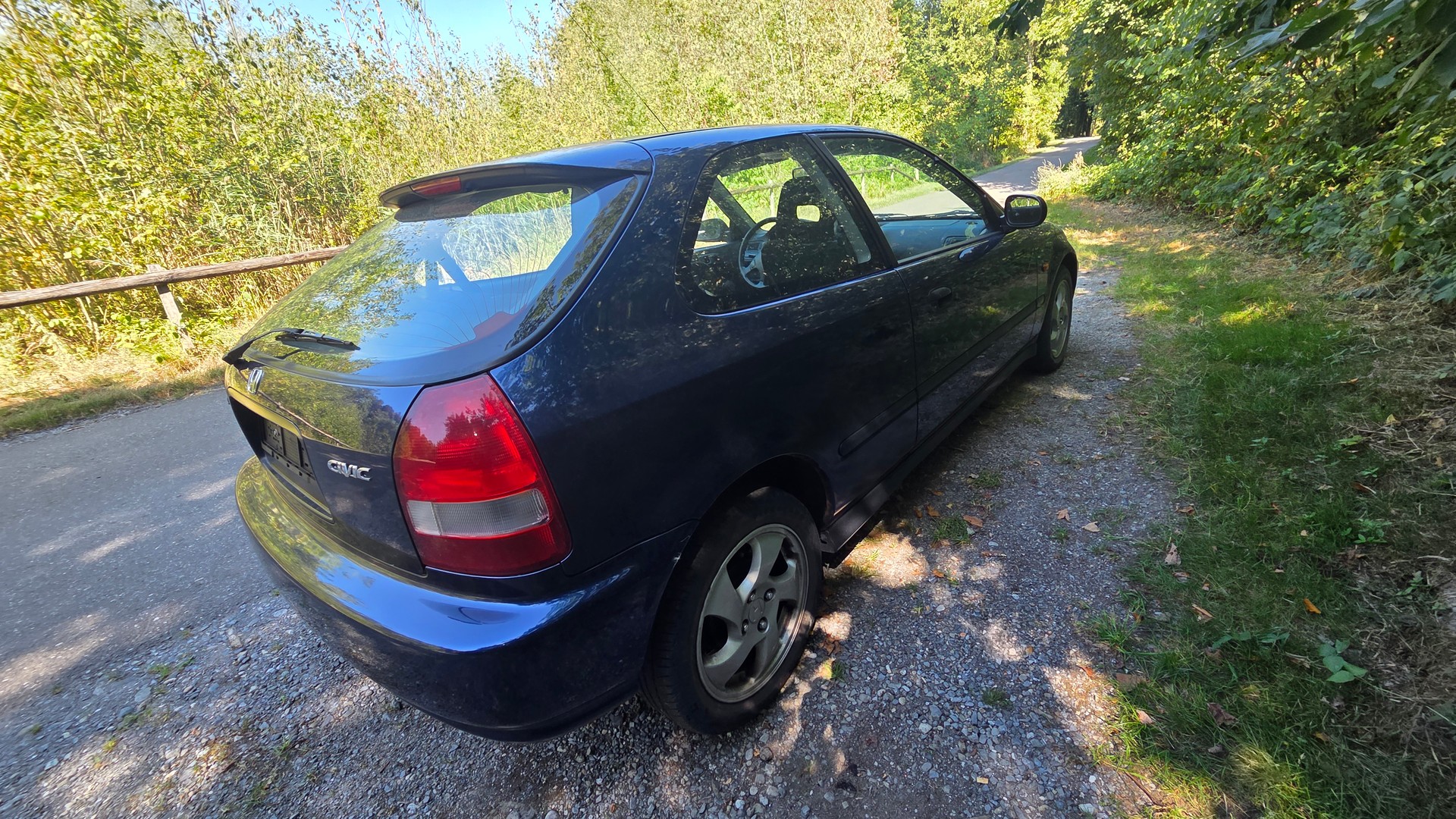 HONDA Civic Joker 1.4i Swiss 2000-image-2