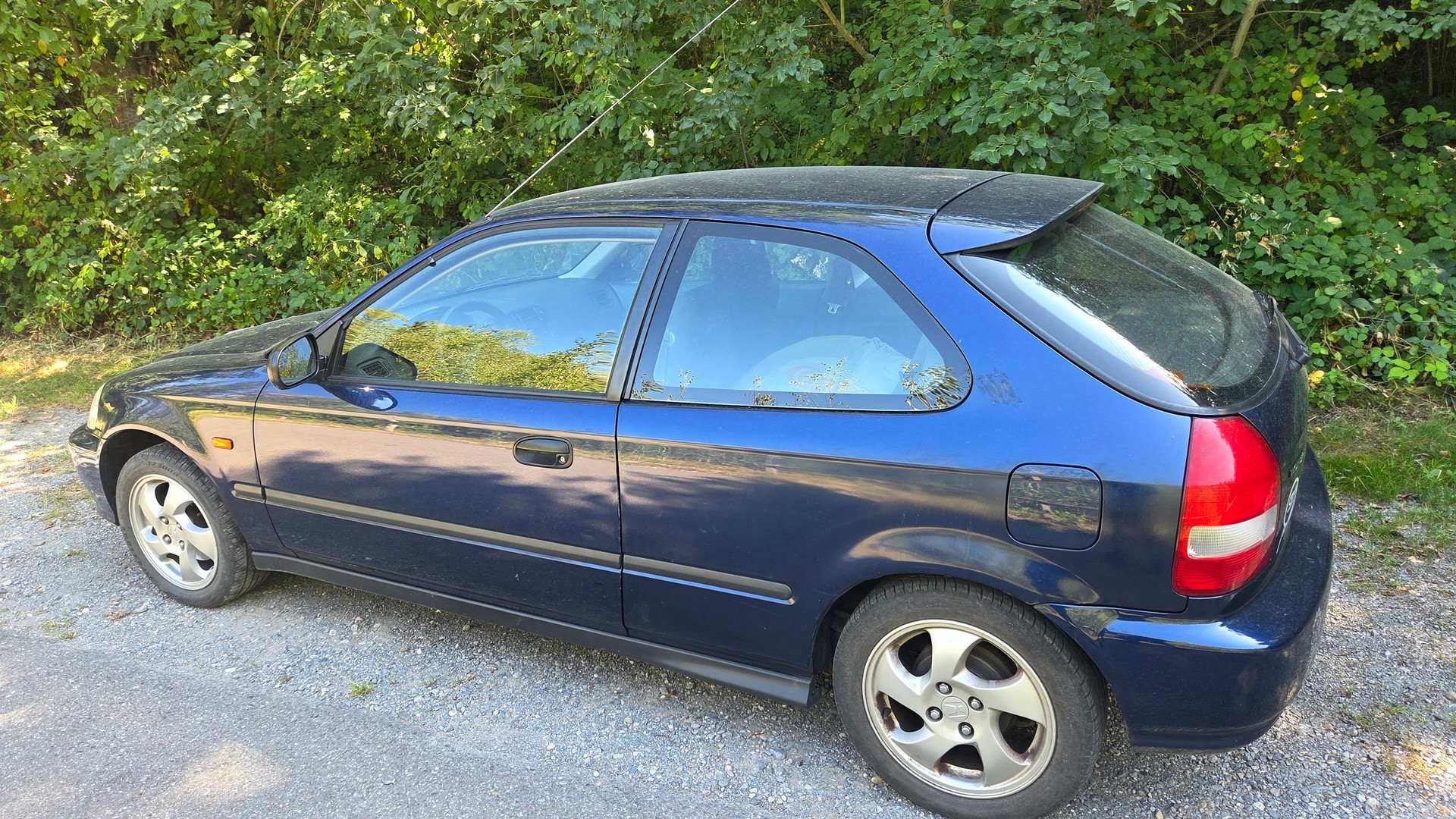 HONDA Civic Joker 1.4i Swiss 2000-image-1