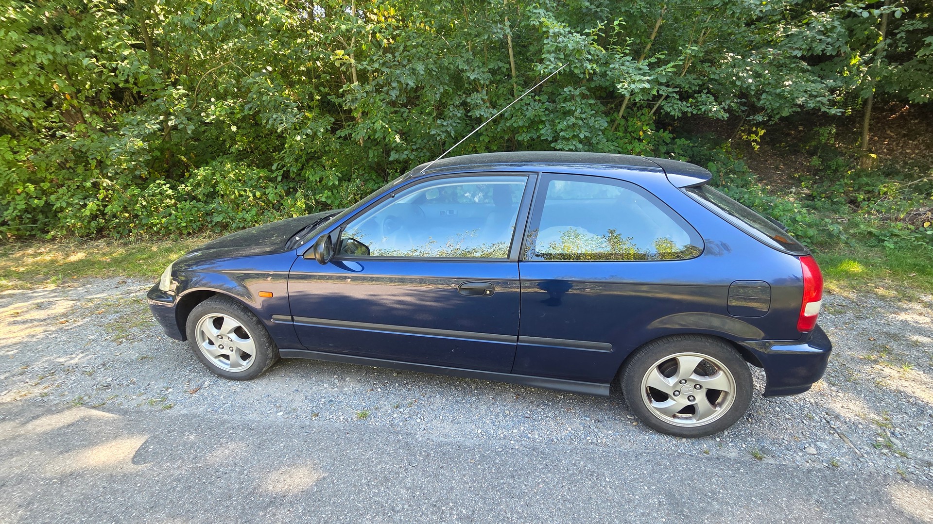 HONDA Civic Joker 1.4i Swiss 2000-image-5