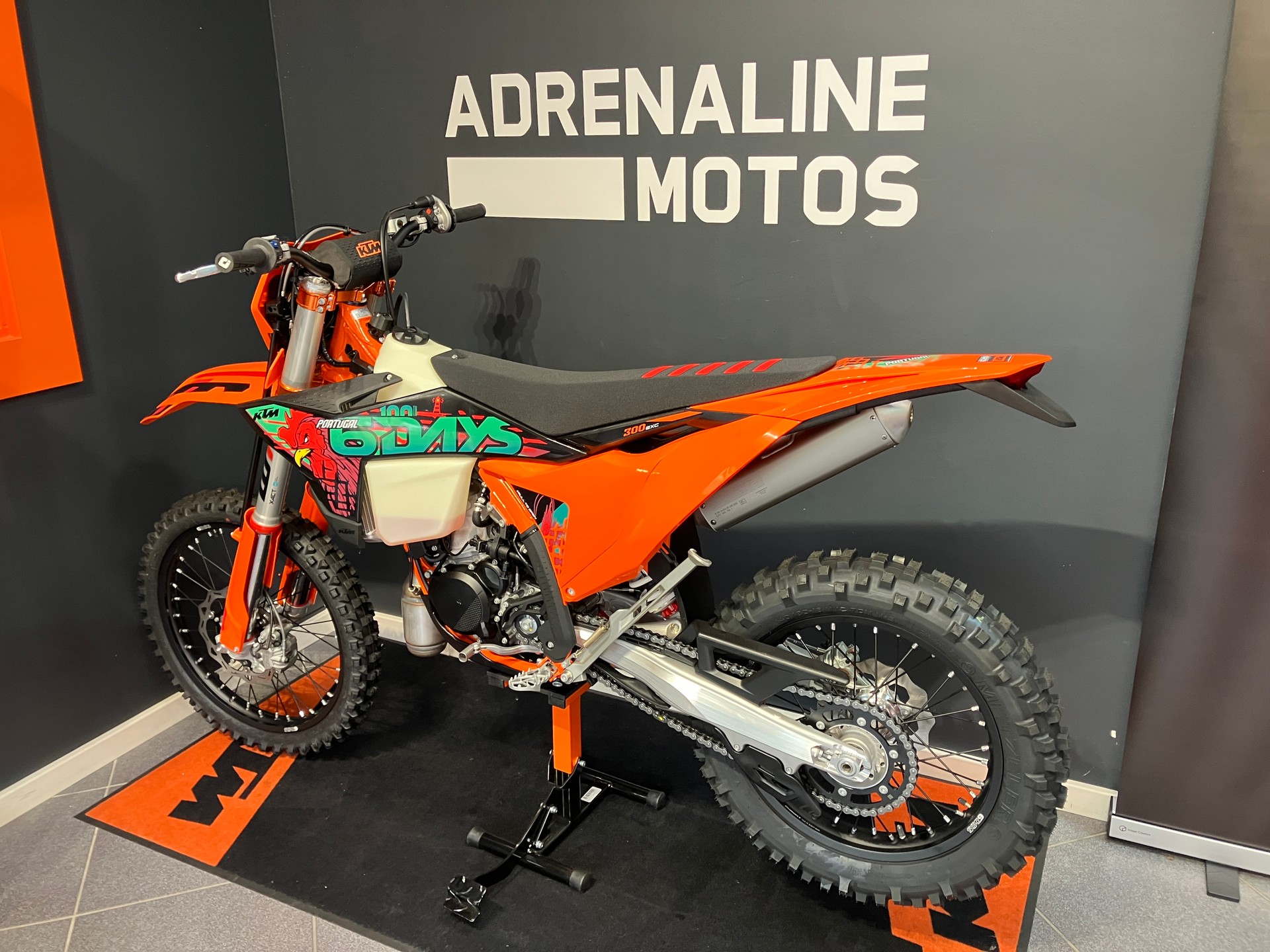 KTM 300 EXC Six Days 2027-image-1