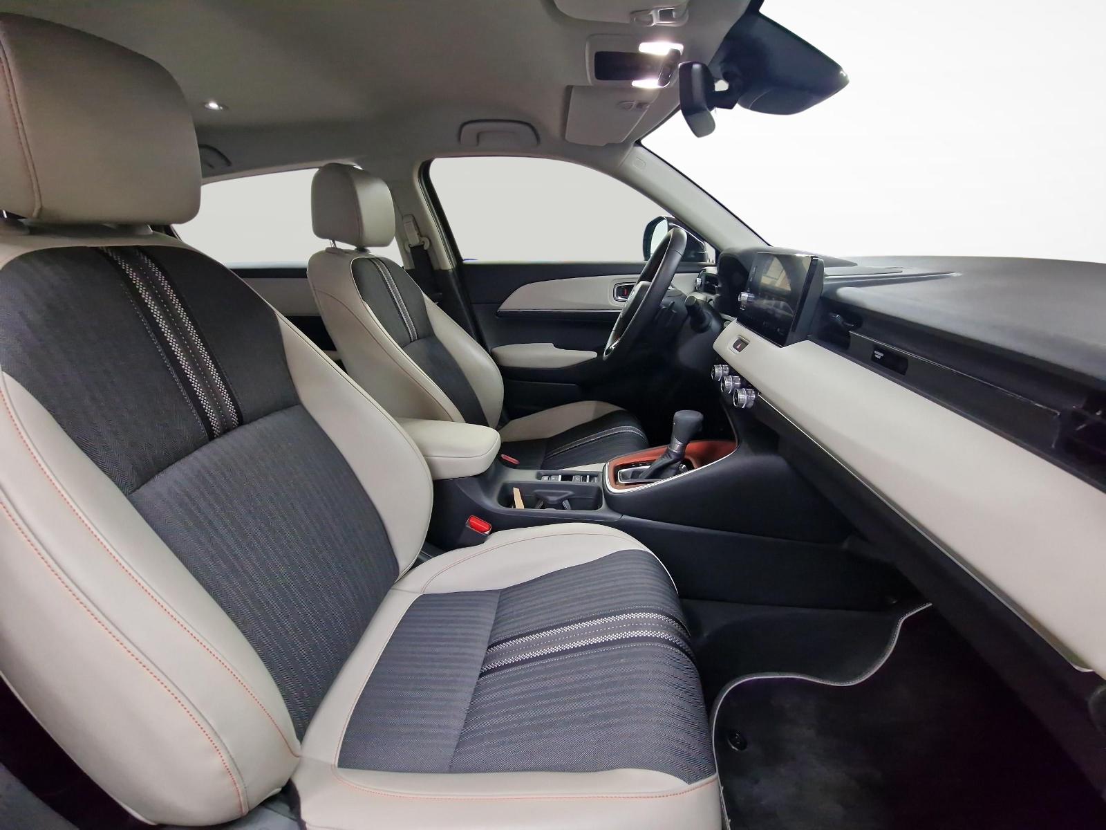 HONDA HR-V 1.5 i-MMD Advance Style-image-9