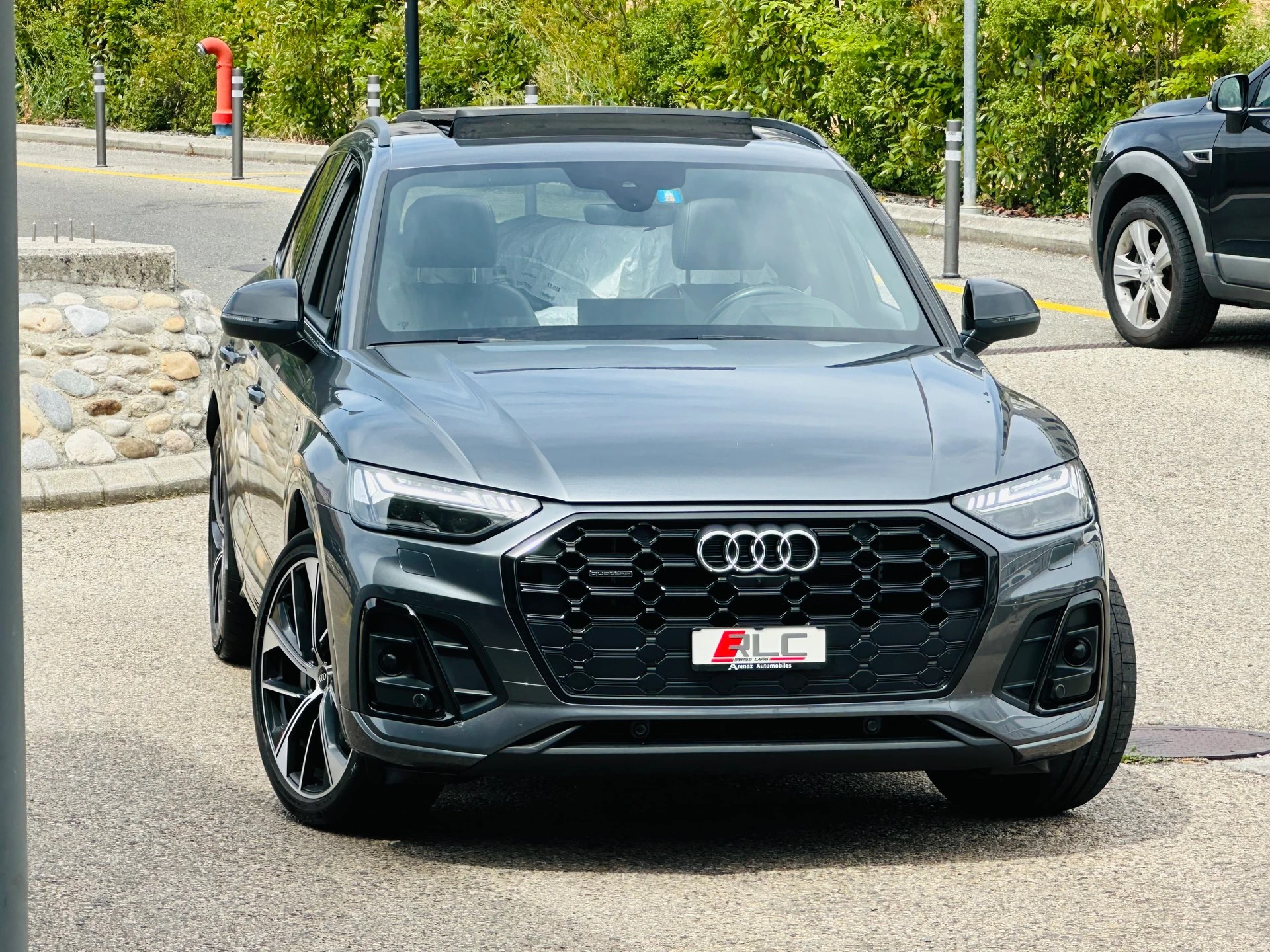 AUDI Q5 55 TFSI e PHEV S line quattro S-tronic-showroom-element-2