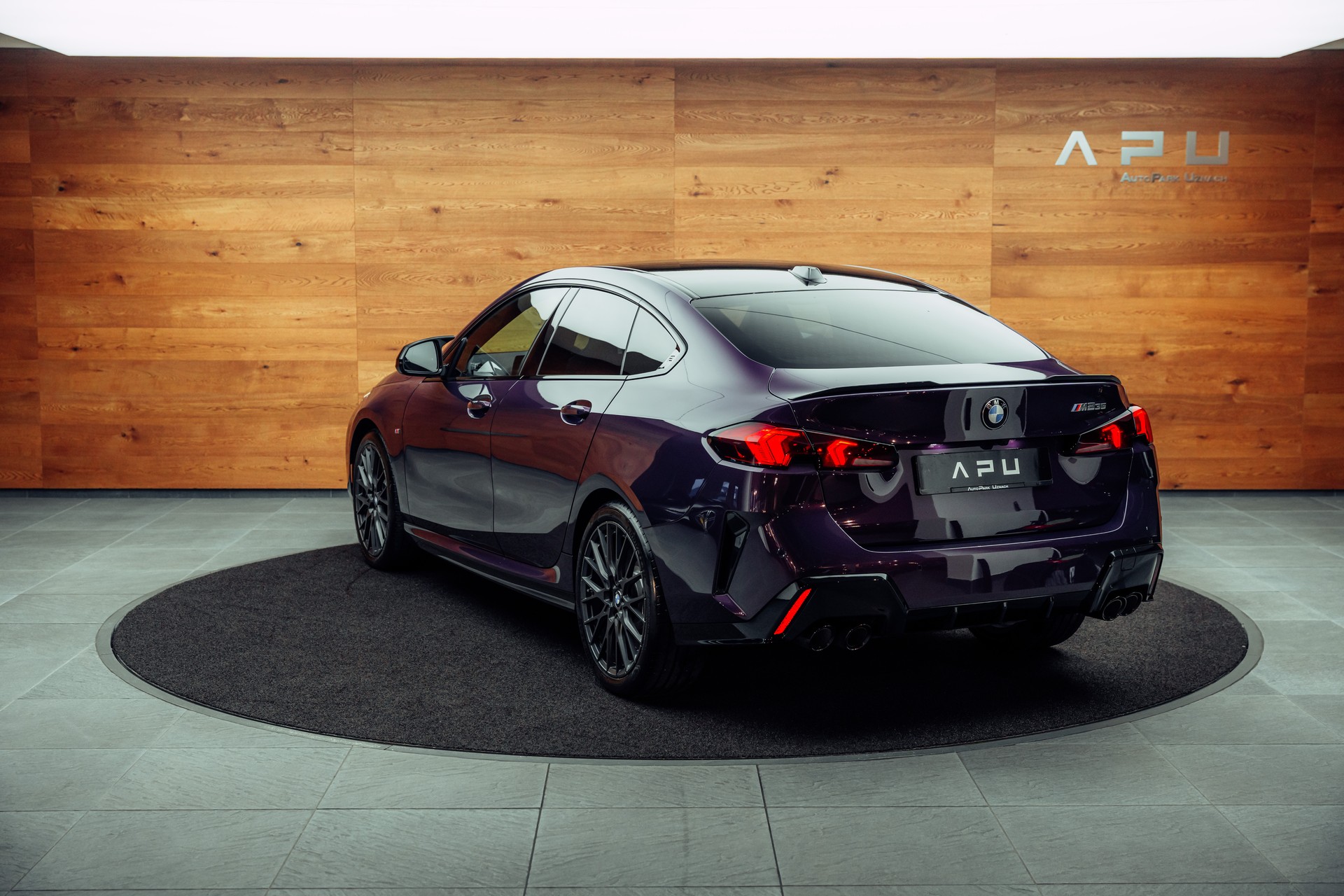 BMW M235 xDrive Gran Coupé Steptronic-showroom-element-2