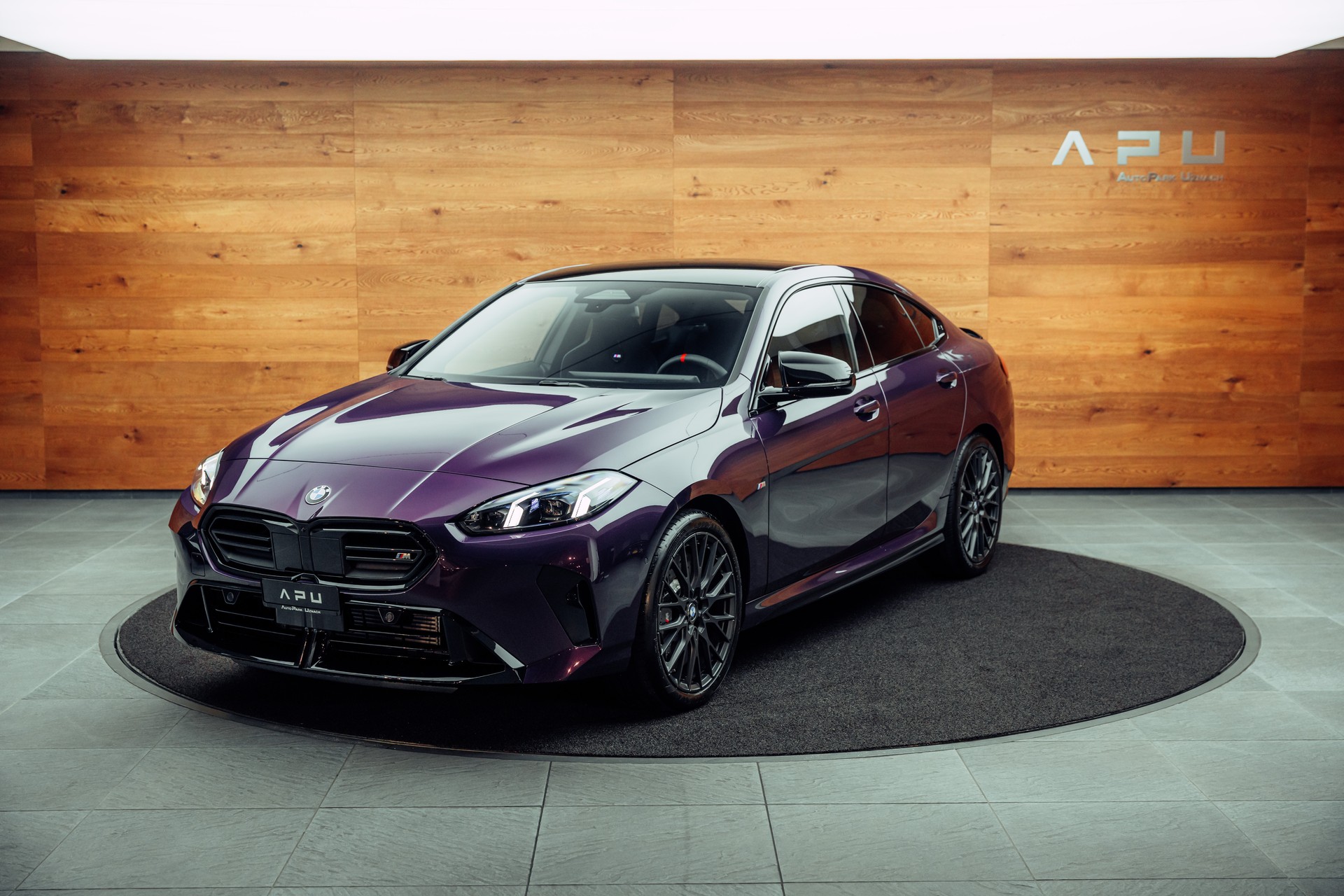 BMW M235 xDrive Gran Coupé Steptronic-showroom-element-3