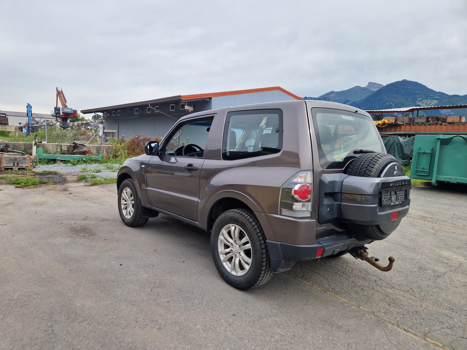MITSUBISHI Pajero 3.2 DI-D Profi-image-5
