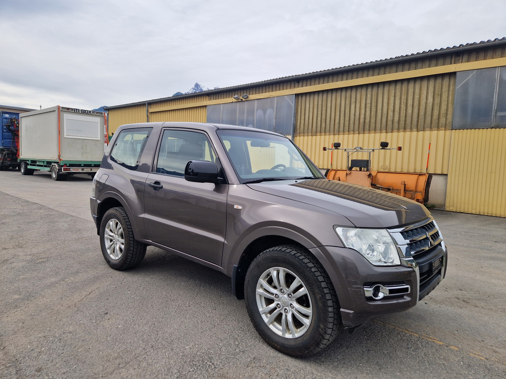 MITSUBISHI Pajero 3.2 DI-D Profi-image-2