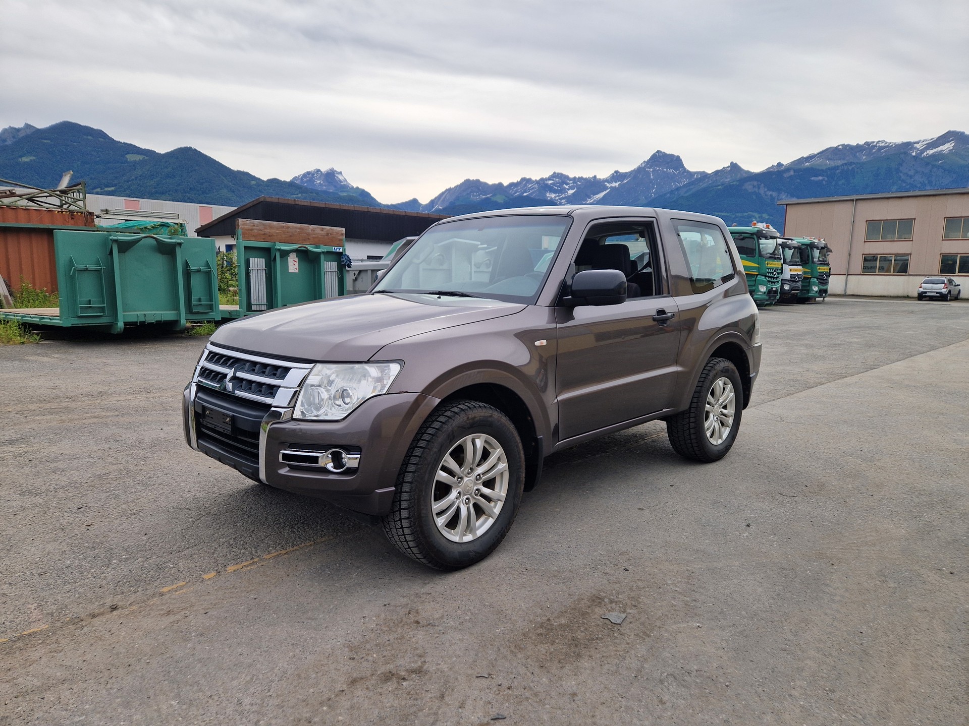 MITSUBISHI Pajero 3.2 DI-D Profi