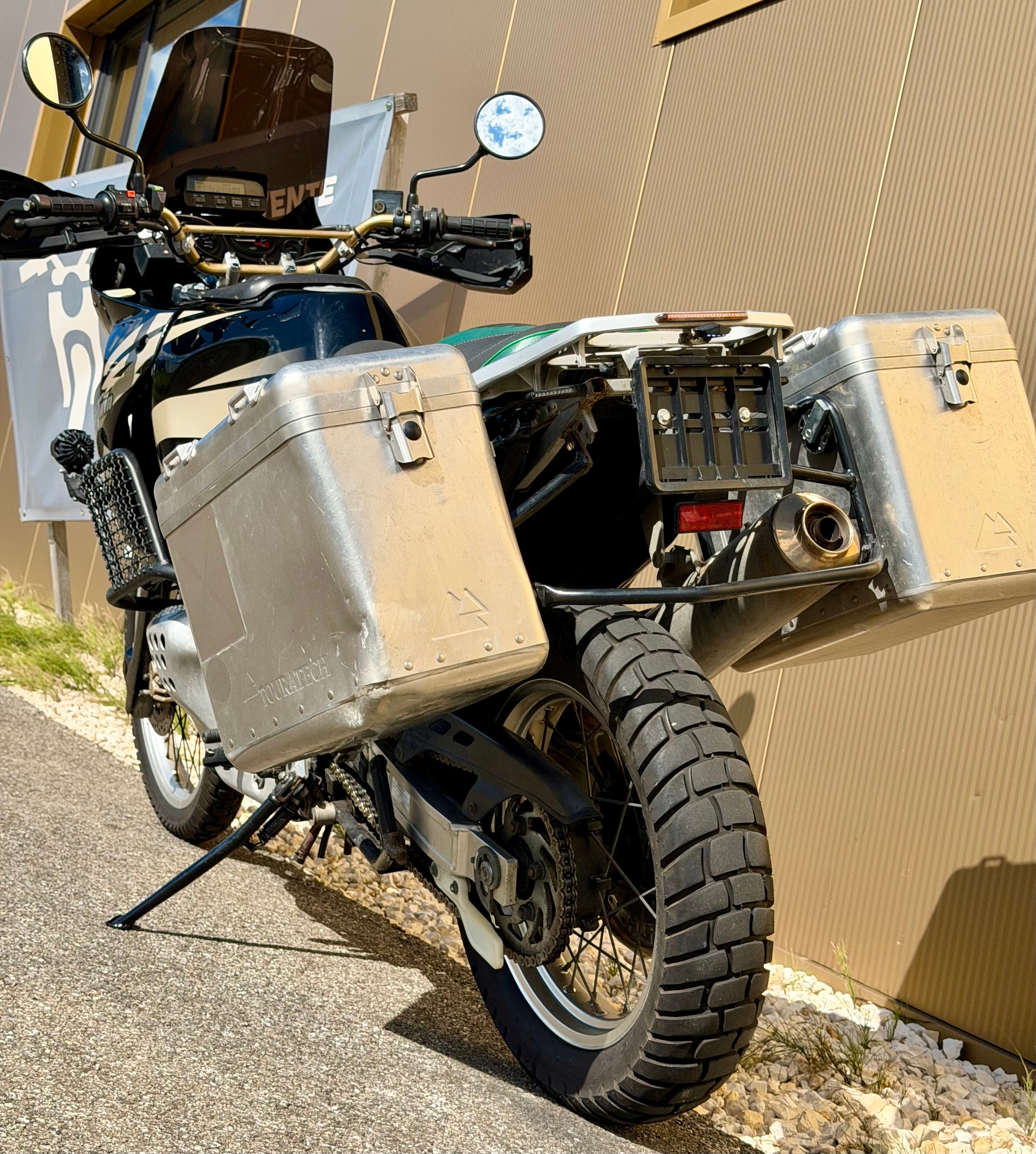 HONDA XRV 750 Africa Twin-image-12