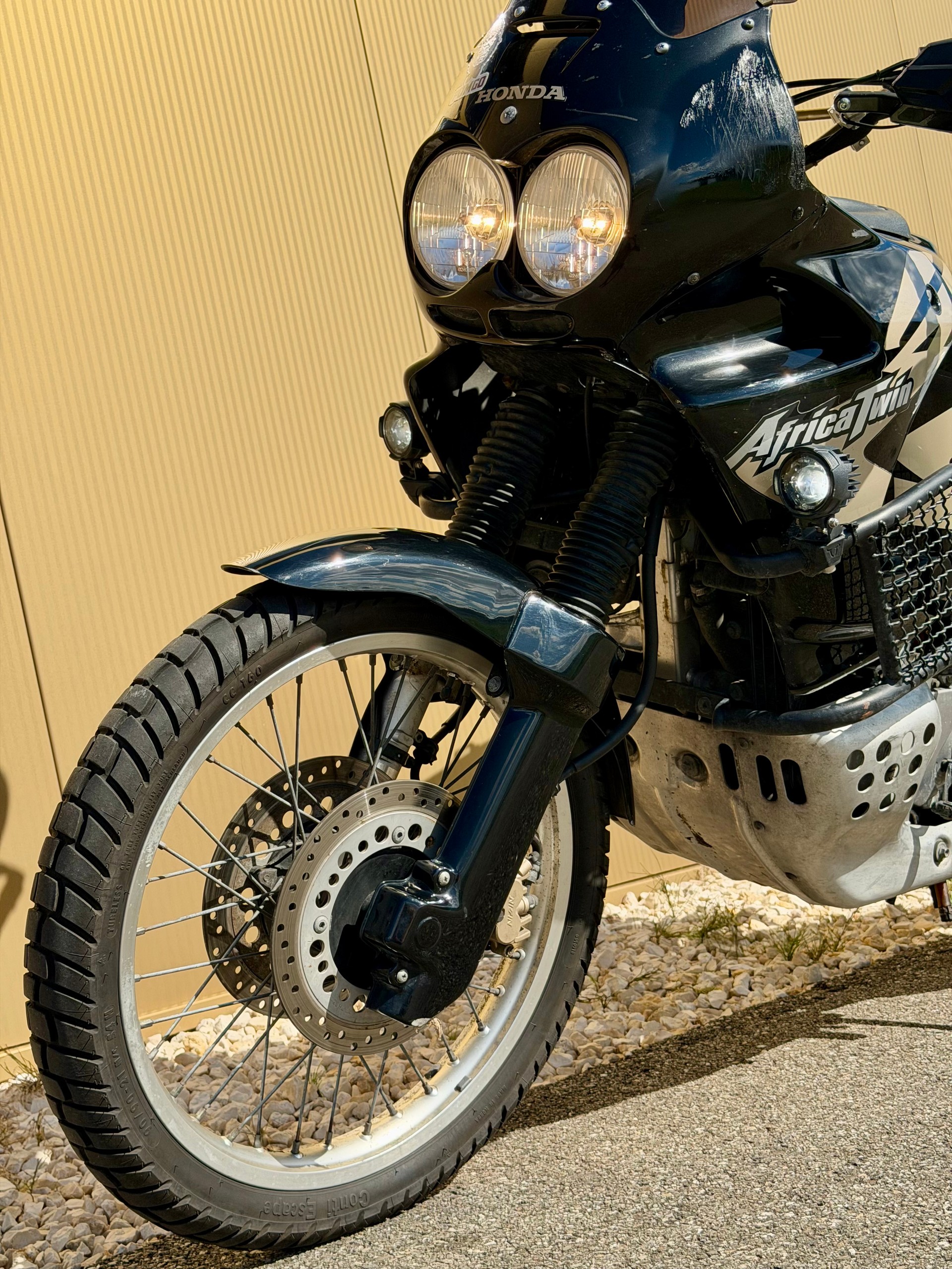 HONDA XRV 750 Africa Twin-image-8