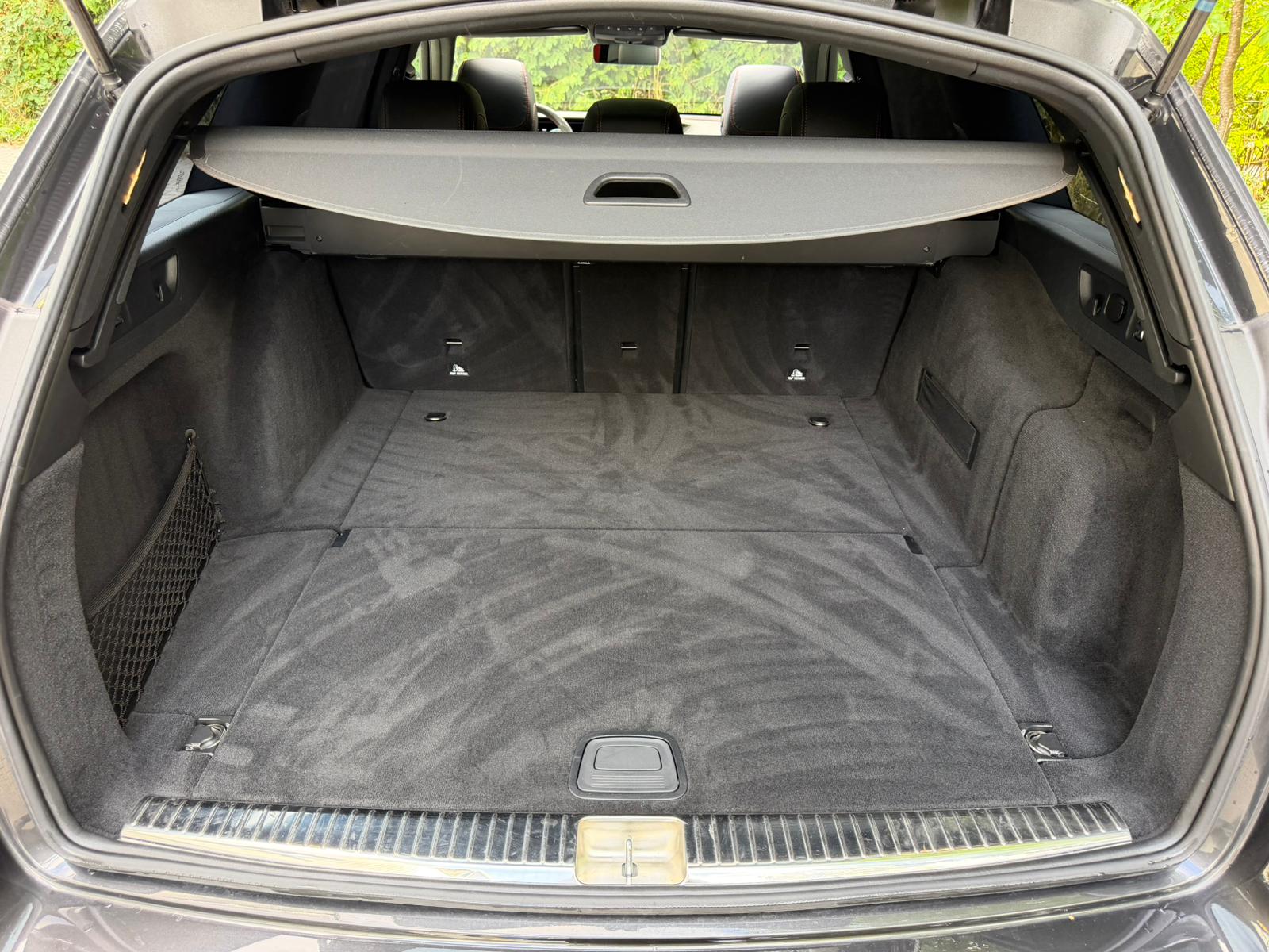 MERCEDES-BENZ AMG E 53 T 4Matic+ Speedshift 9G-TCT-image-16