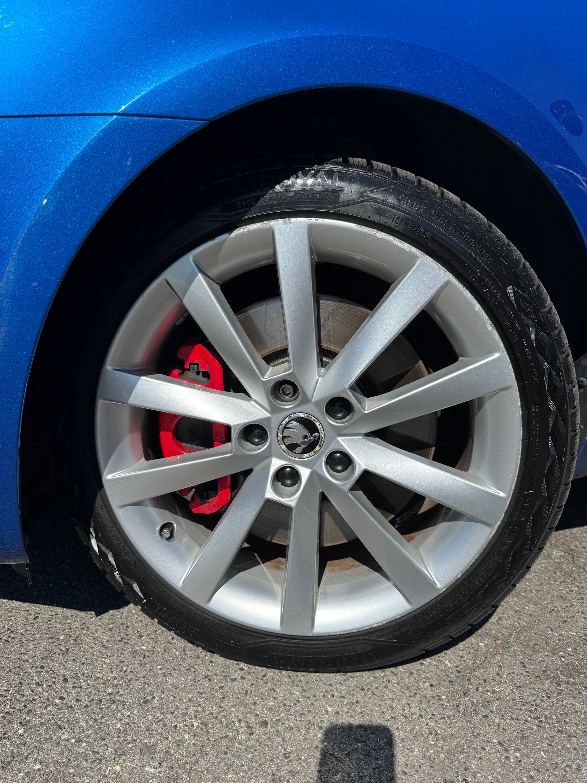 SKODA Octavia Combi 2.0 TSI RS DSG-showroom-element-1
