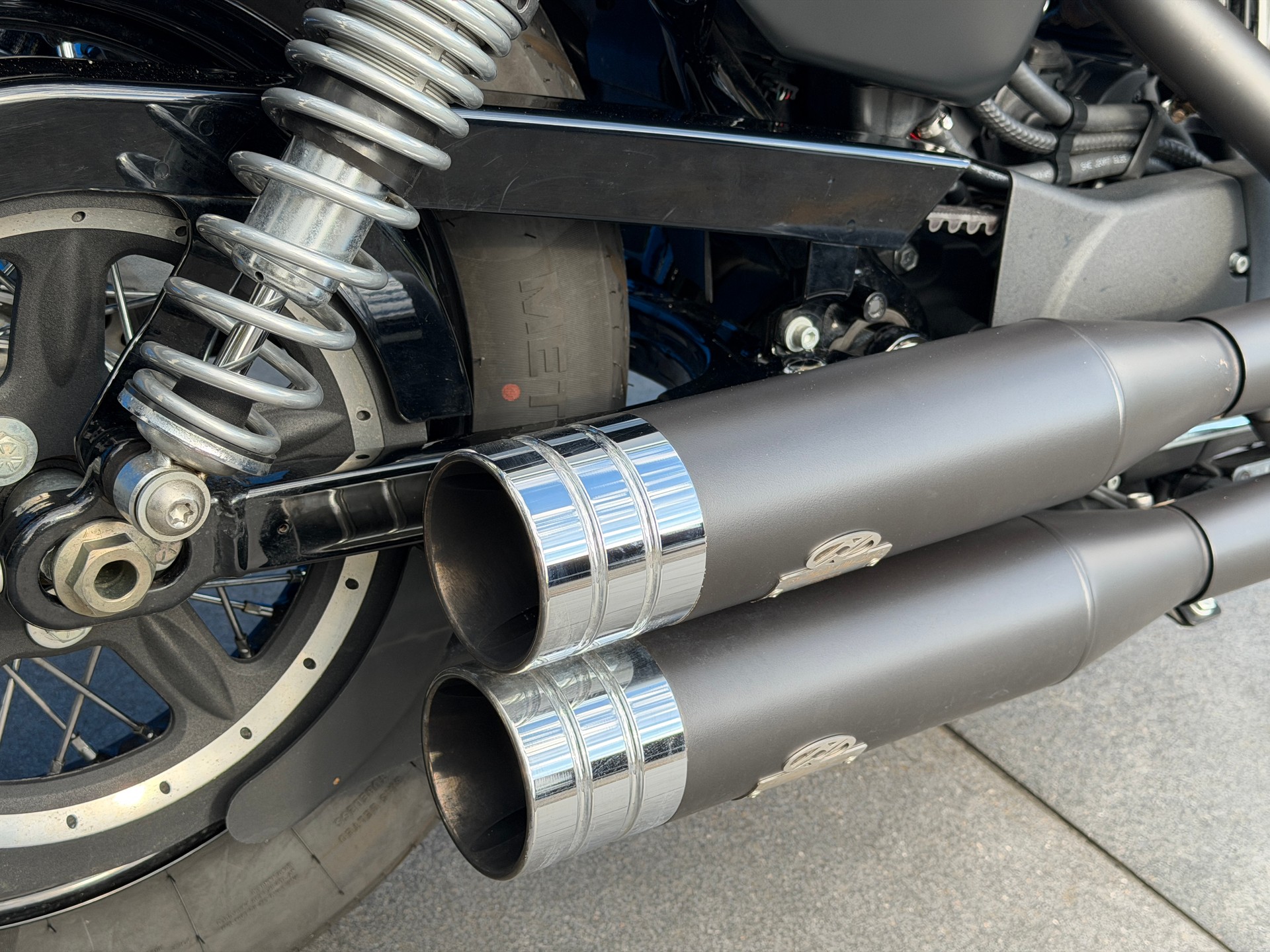 HARLEY-DAVIDSON XL 1200 CB (35 KW)-image-3