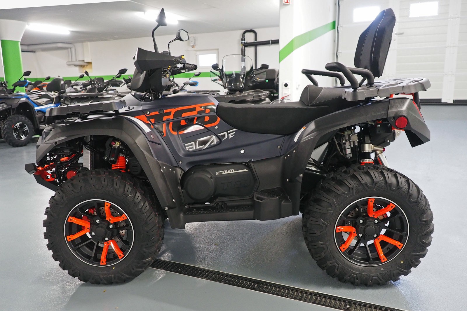TGB Blade 1000 EFI LT Touring 4x4-image-3