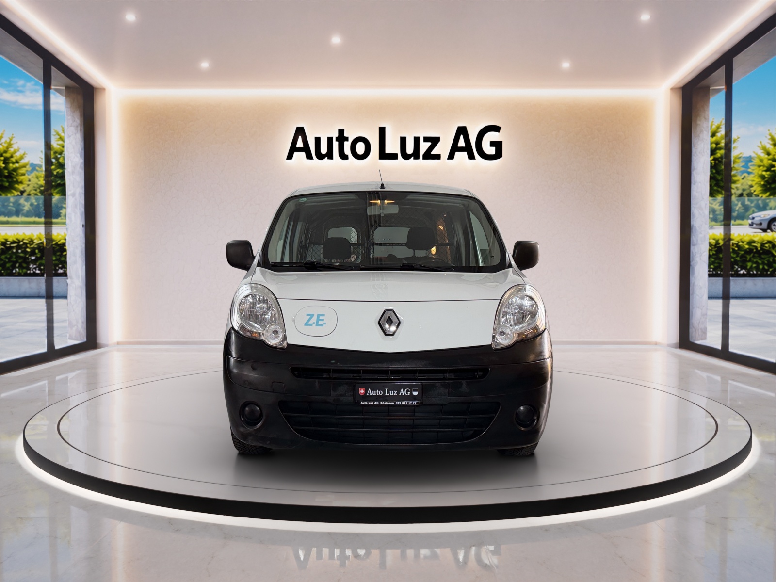 RENAULT Kangoo Z.E.-showroom-element-1