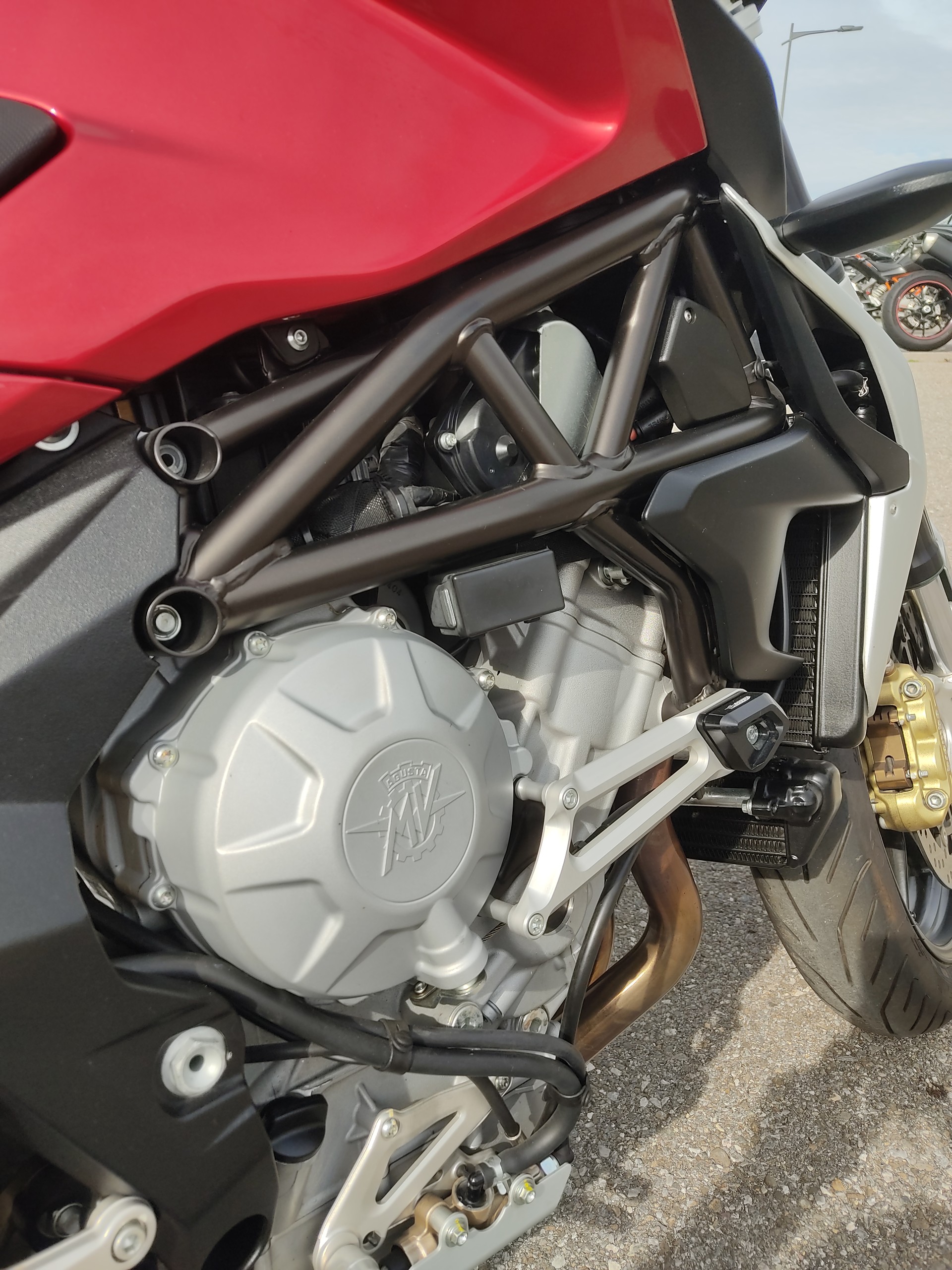 MV AGUSTA Brutale-image-5