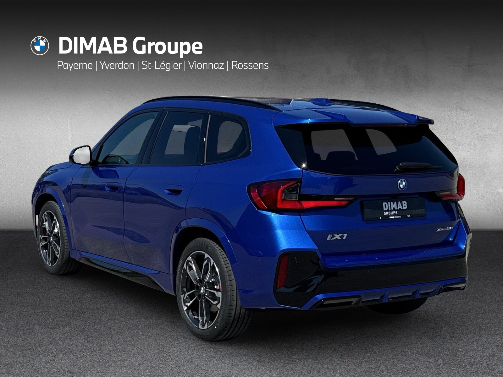 BMW iX1 eDrive 20 Edition M Sport-showroom-element-2