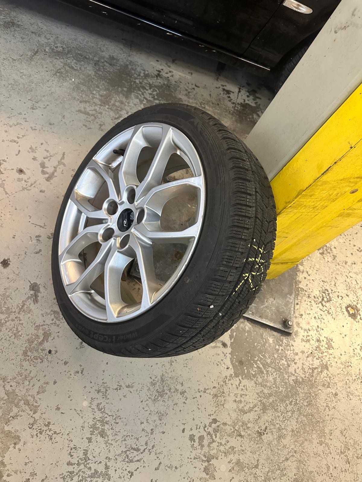 RENAULT Clio 1.6 T RS 200 EDC-image-13