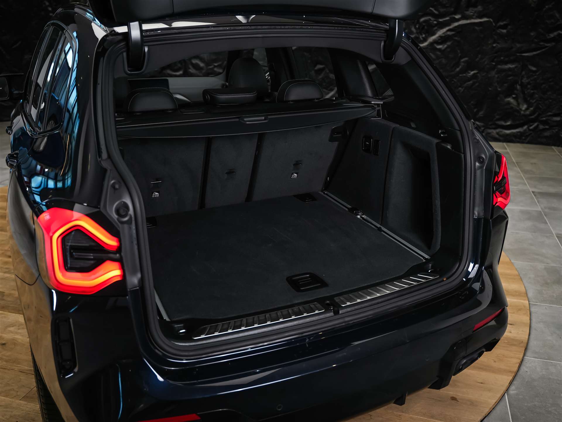 BMW X3 xDrive 48V M40d *Panorama*Laser*Head-Up*Harman/Kardon*-image-42