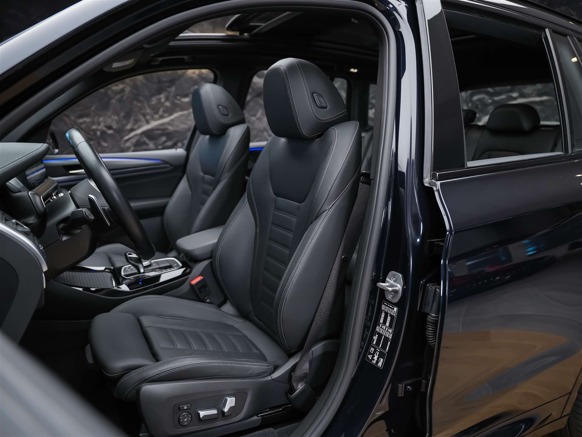 BMW X3 xDrive 48V M40d *Panorama*Laser*Head-Up*Harman/Kardon*-image-8