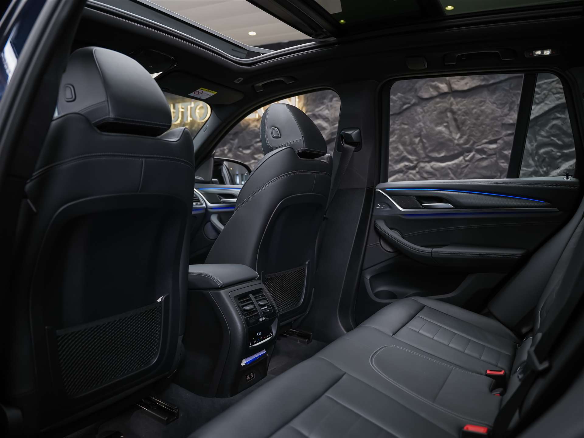 BMW X3 xDrive 48V M40d *Panorama*Laser*Head-Up*Harman/Kardon*-image-11