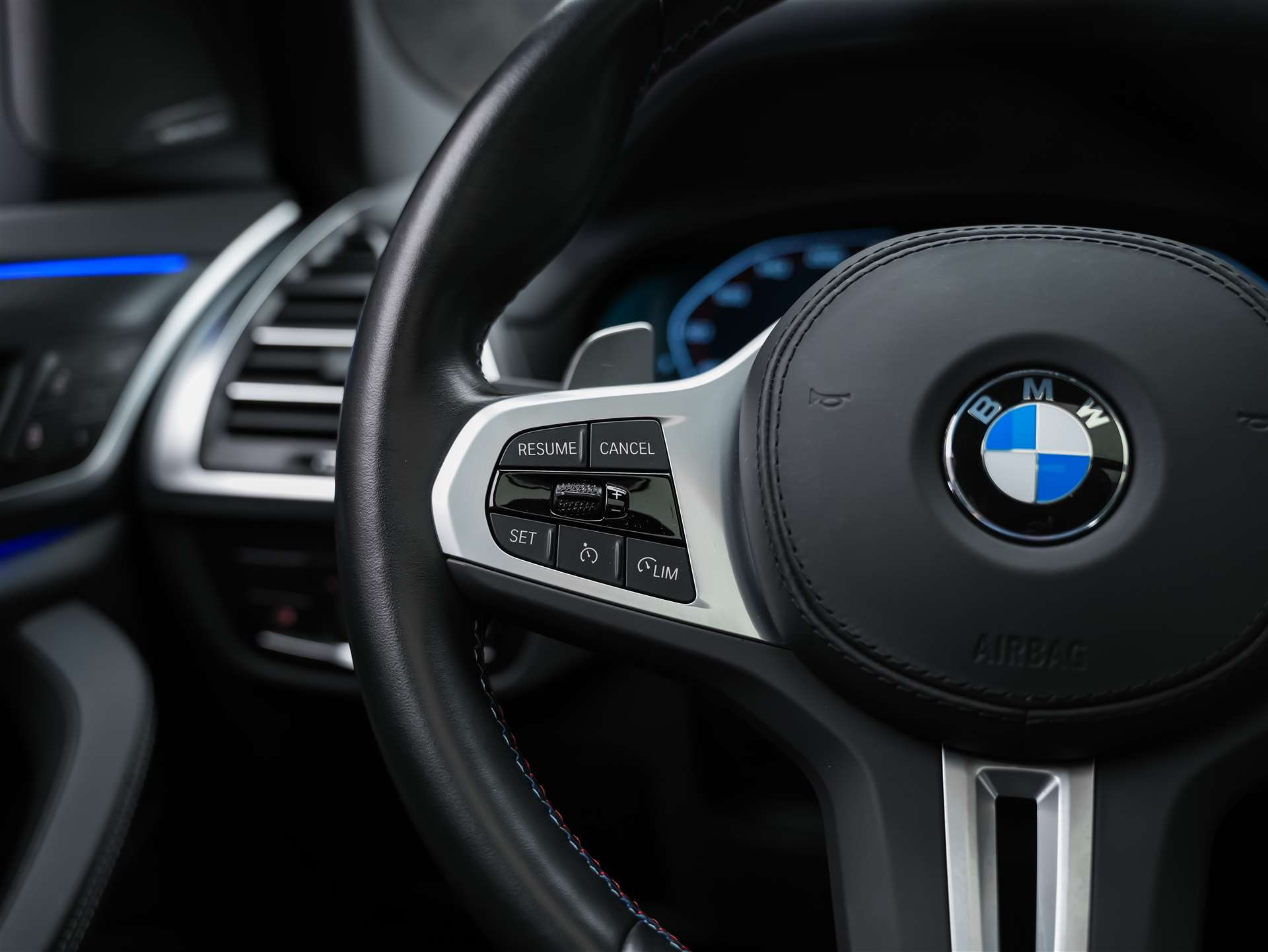 BMW X3 xDrive 48V M40d *Panorama*Laser*Head-Up*Harman/Kardon*-image-30